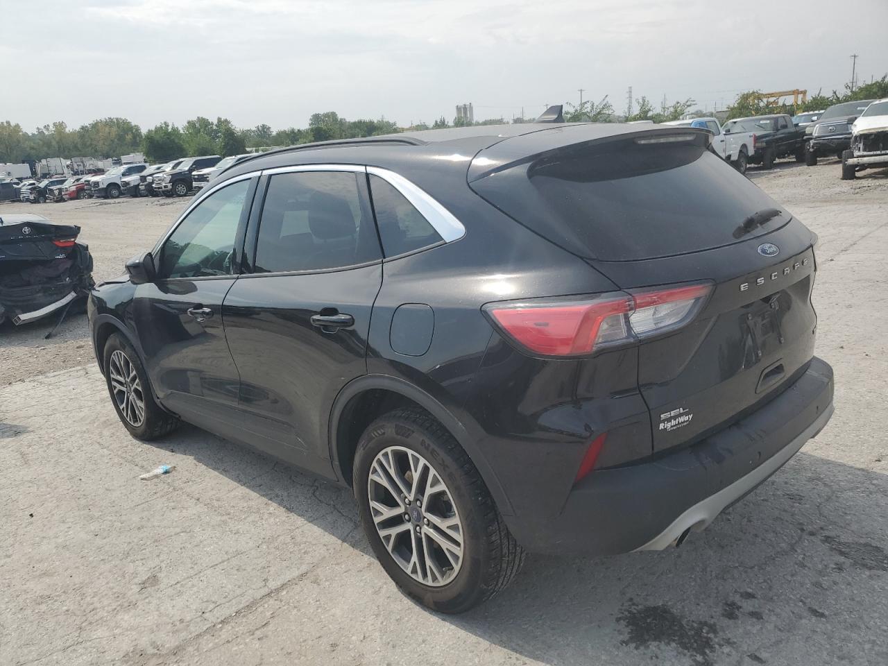 2021 Ford Escape Sel - Image 2