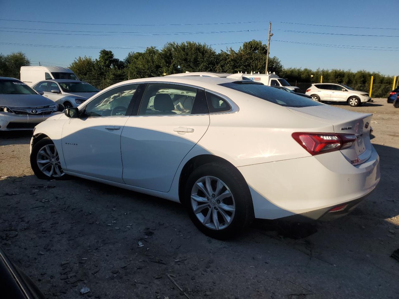 2020 Chevrolet Malibu Lt - Фото 2