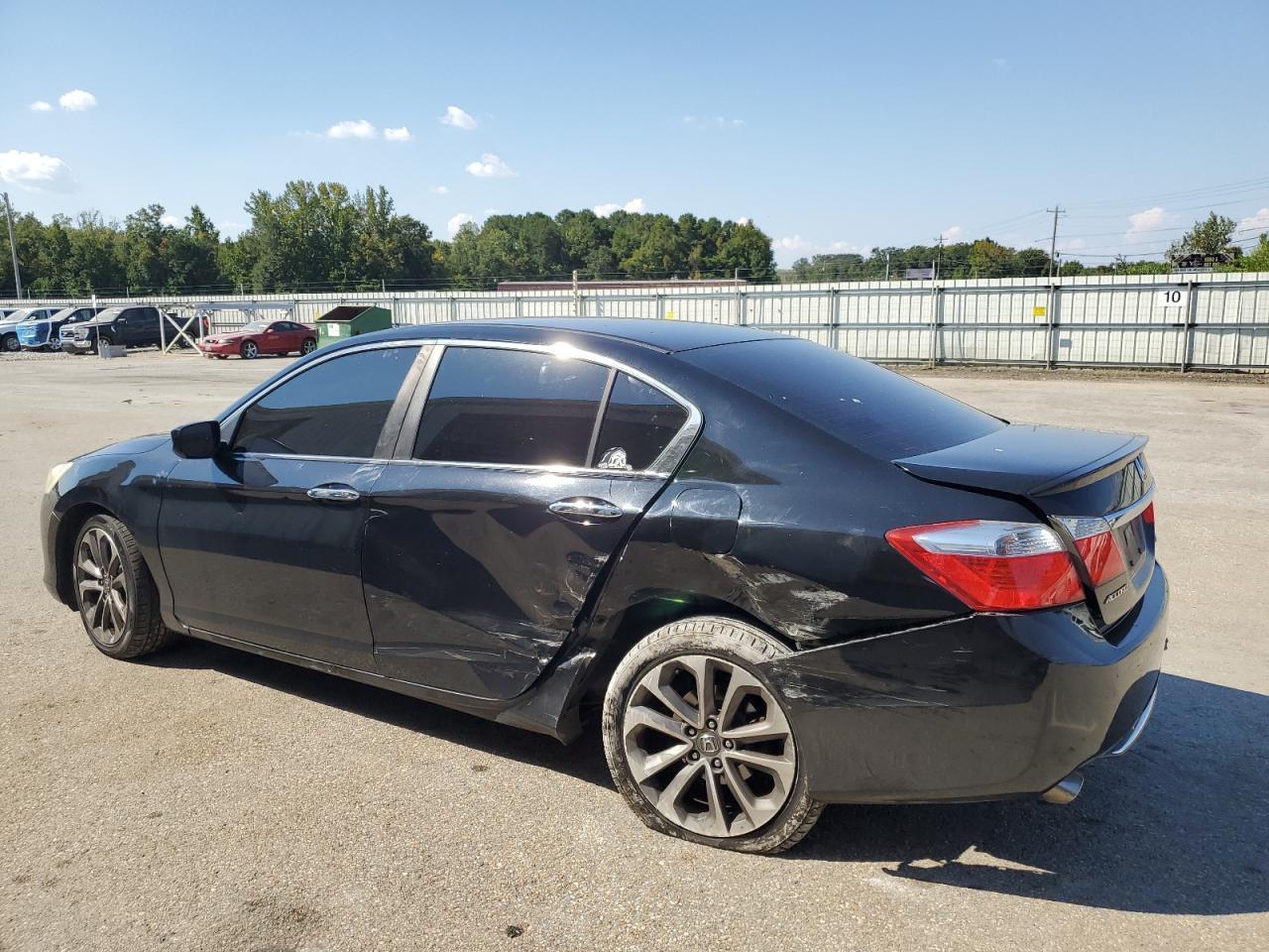 2013 Honda Accord Sport - Image 2