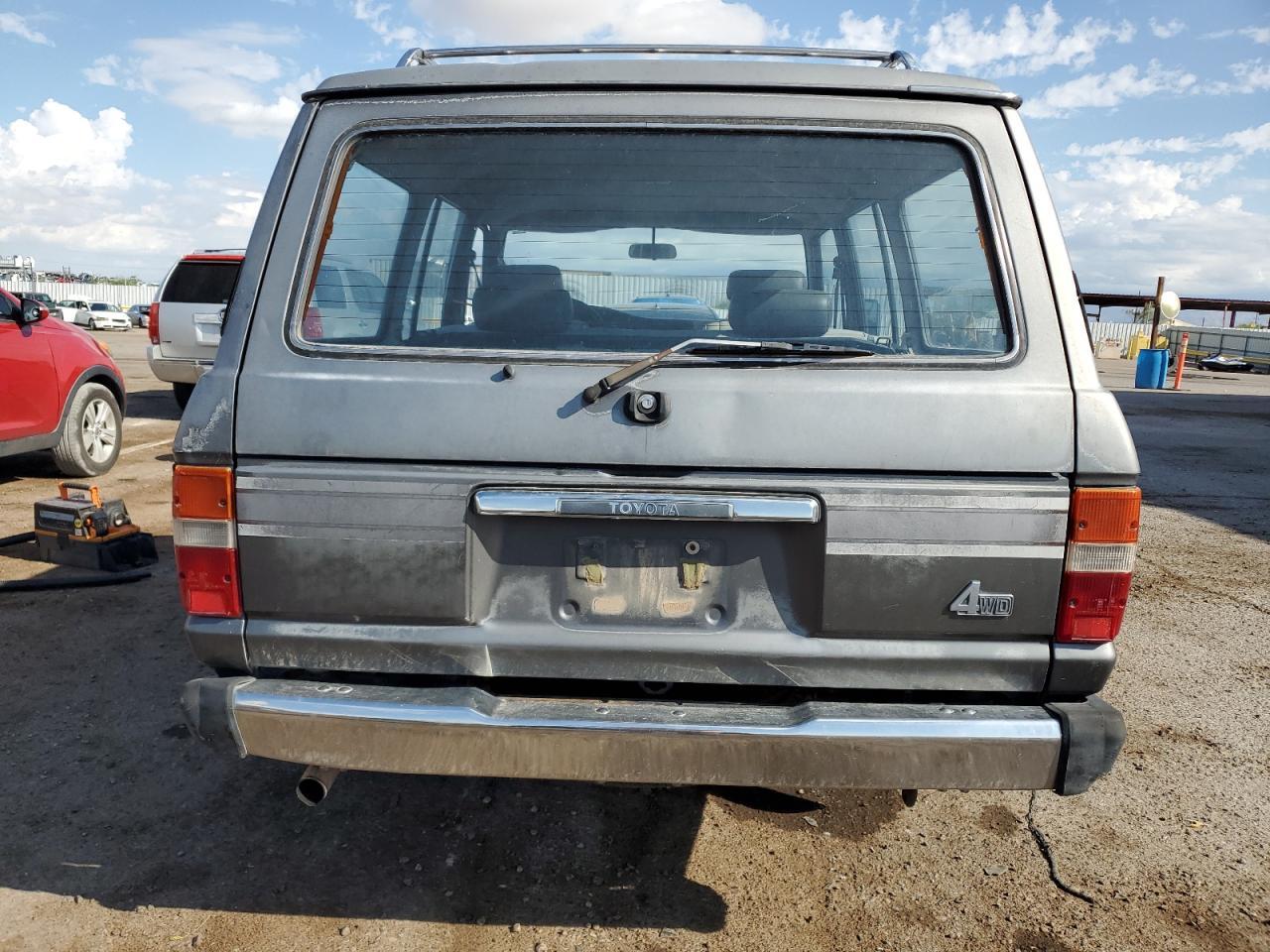 1988 Toyota Land Cruiser Fj62 Gx - Фото 6