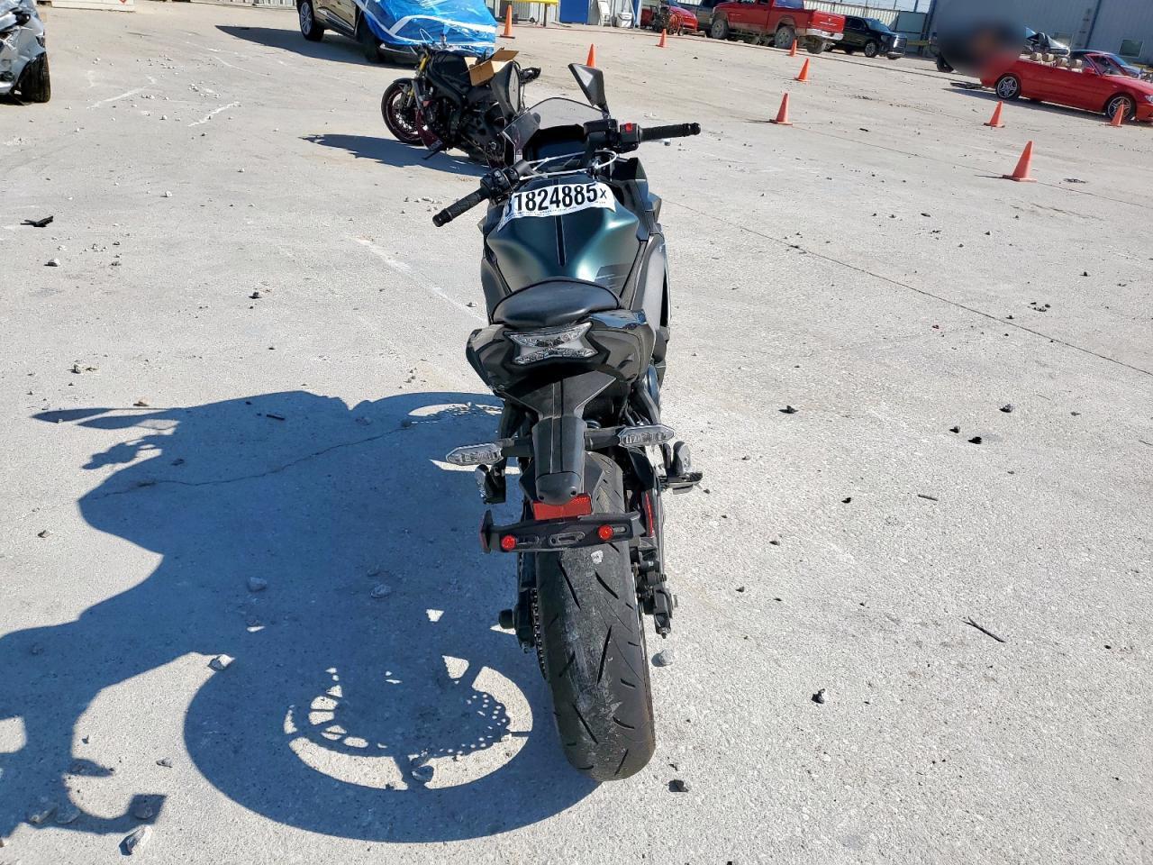 2025 Kawasaki Ex650 P - Фото 4