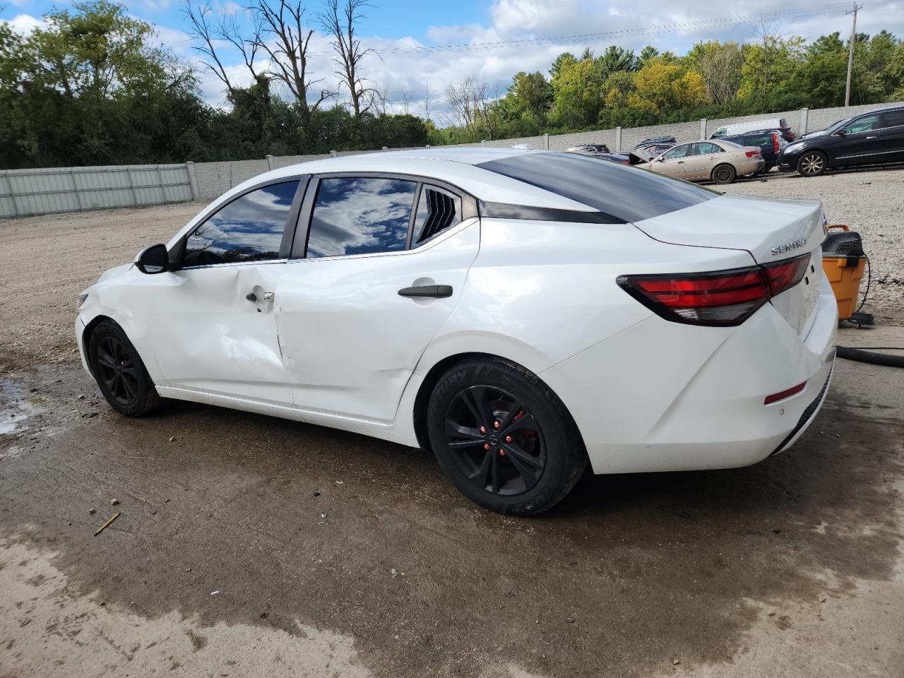 2021 Nissan Sentra Sv - Image 2