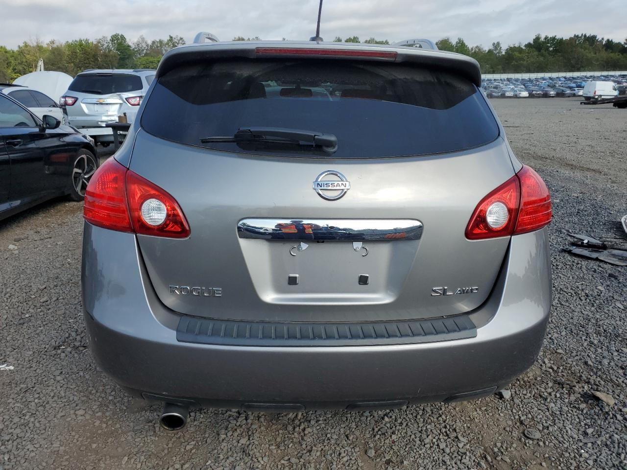 2011 Nissan Rogue S - Фото 6