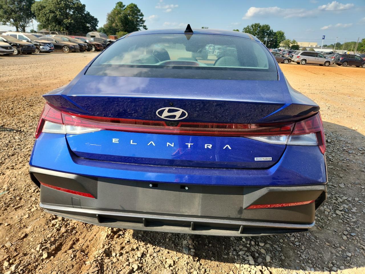 2024 Hyundai Elantra Blue - Фото 6