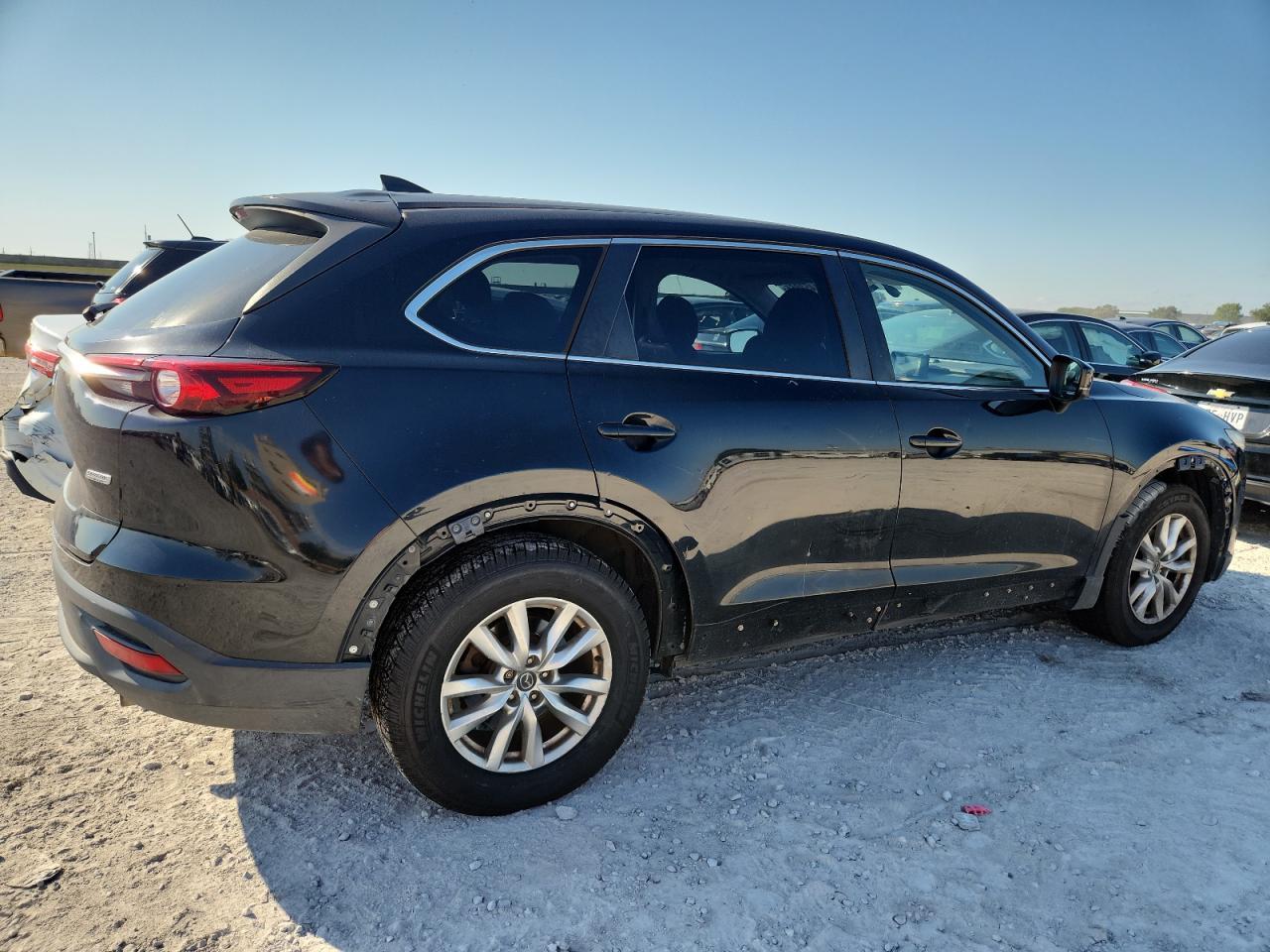 2017 Mazda Cx-9 Sport - Image 3