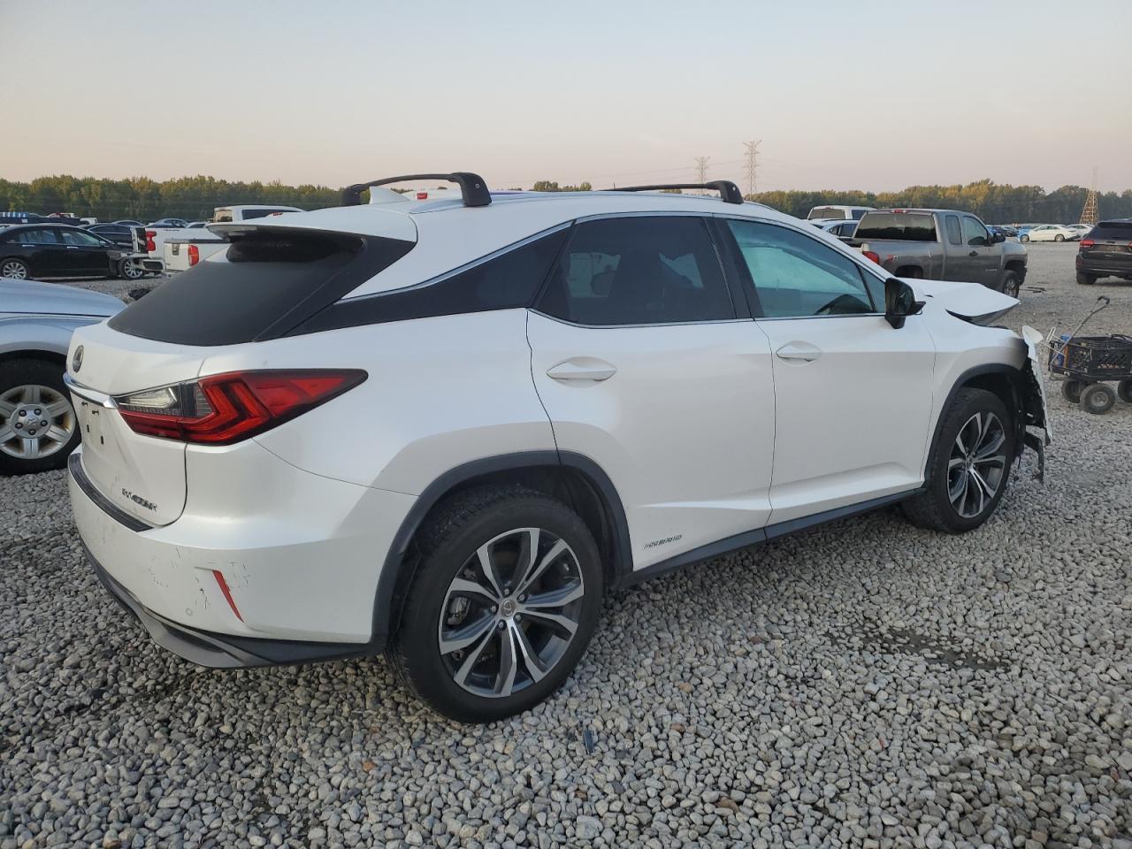 2017 Lexus Rx 450H Base - Фото 3