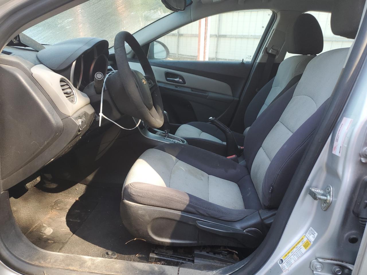 2014 Chevrolet Cruze Ls - Фото 7