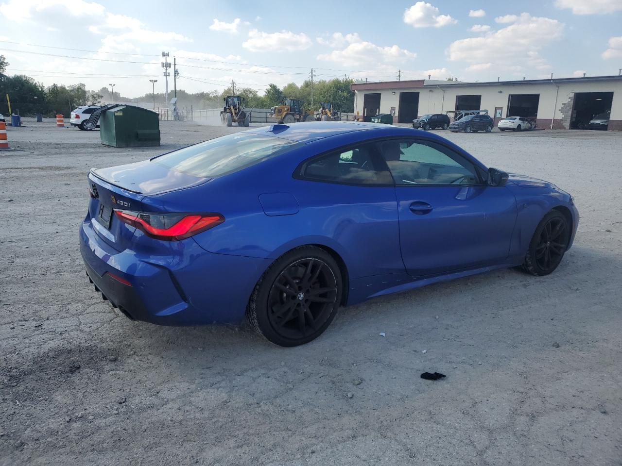 2024 BMW 430Xi - Фото 3