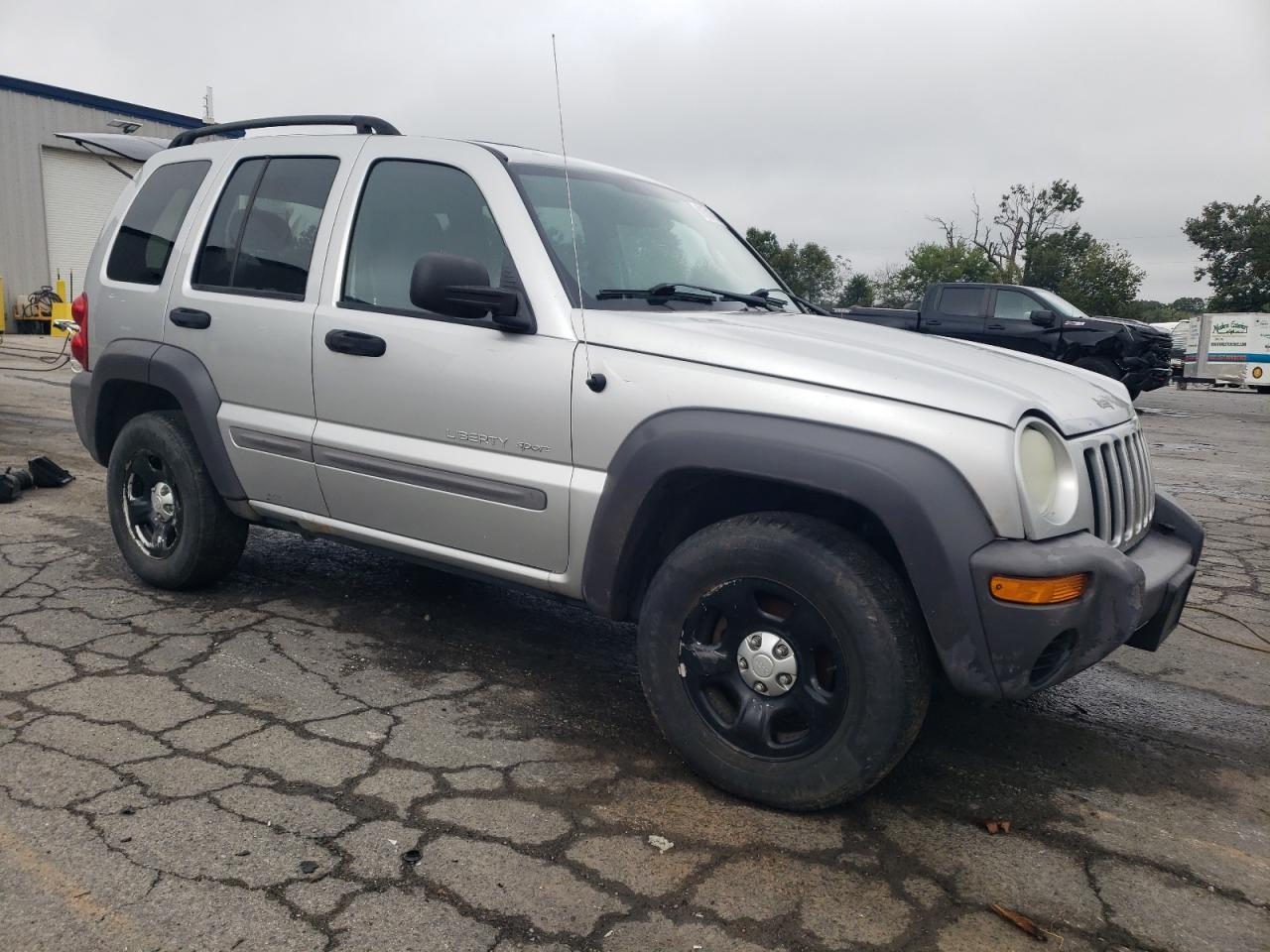 2003 Jeep Liberty Sport - Фото 4