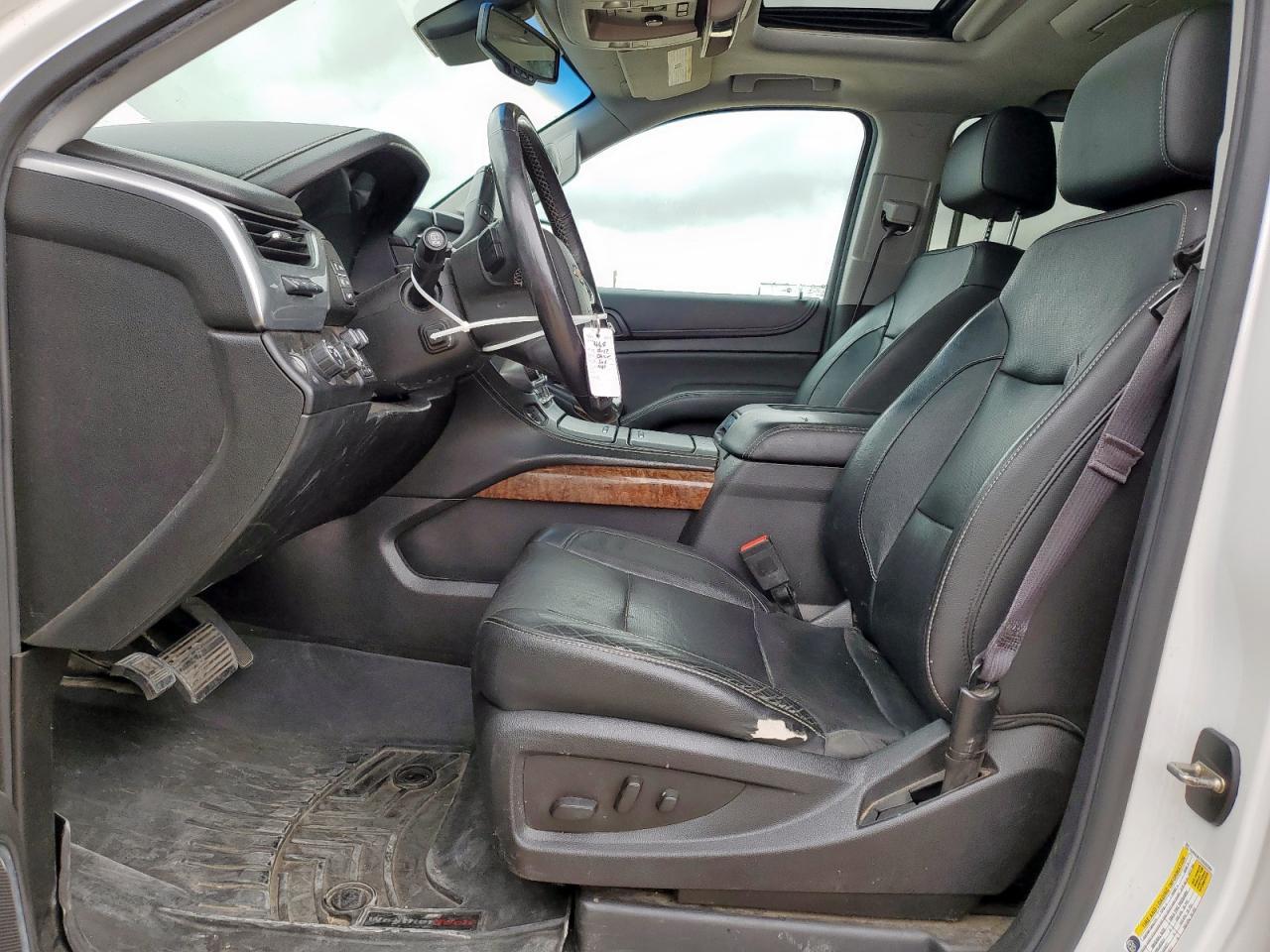 2017 Chevrolet Suburban K1500 Premier - Image 7
