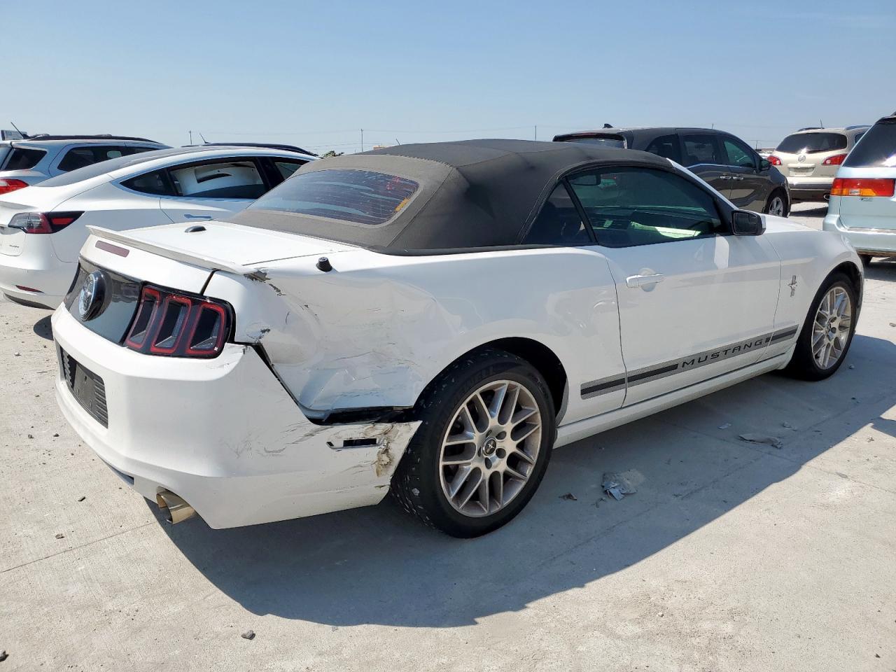 2014 Ford Mustang - Image 3