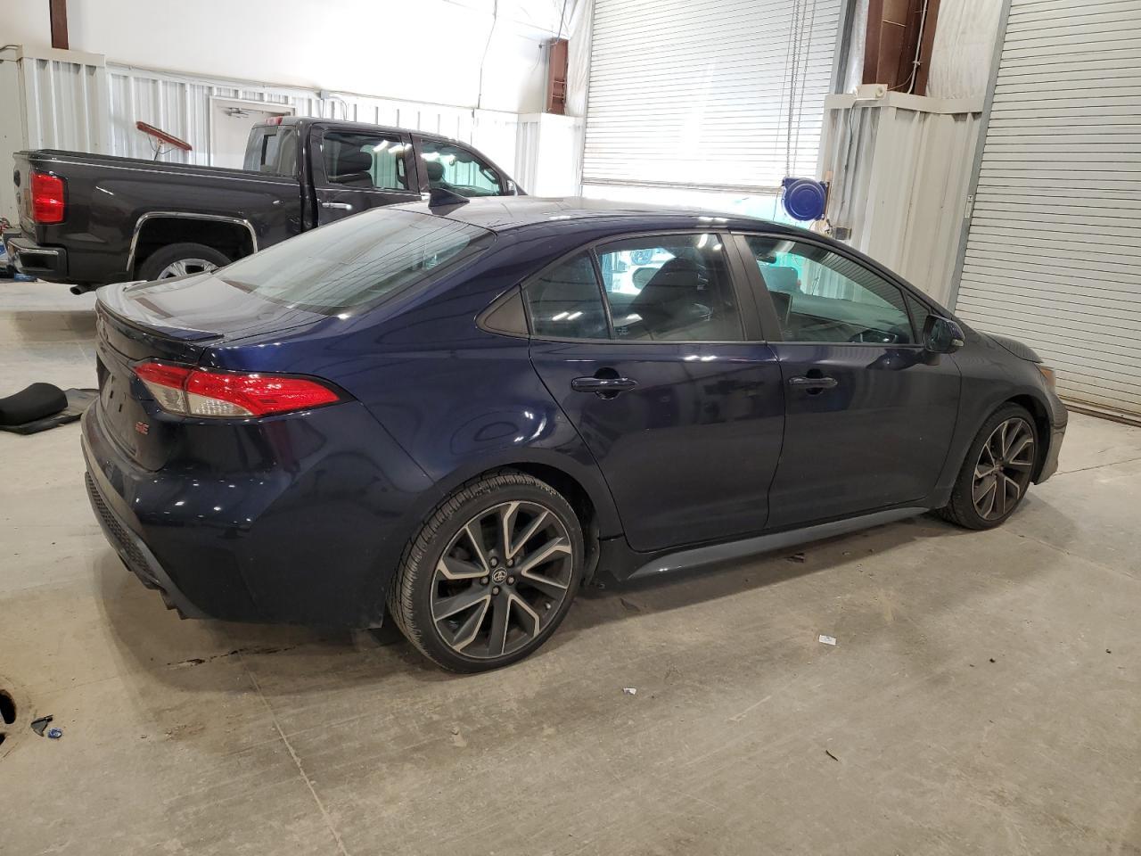 2020 Toyota Corolla Se - Фото 3