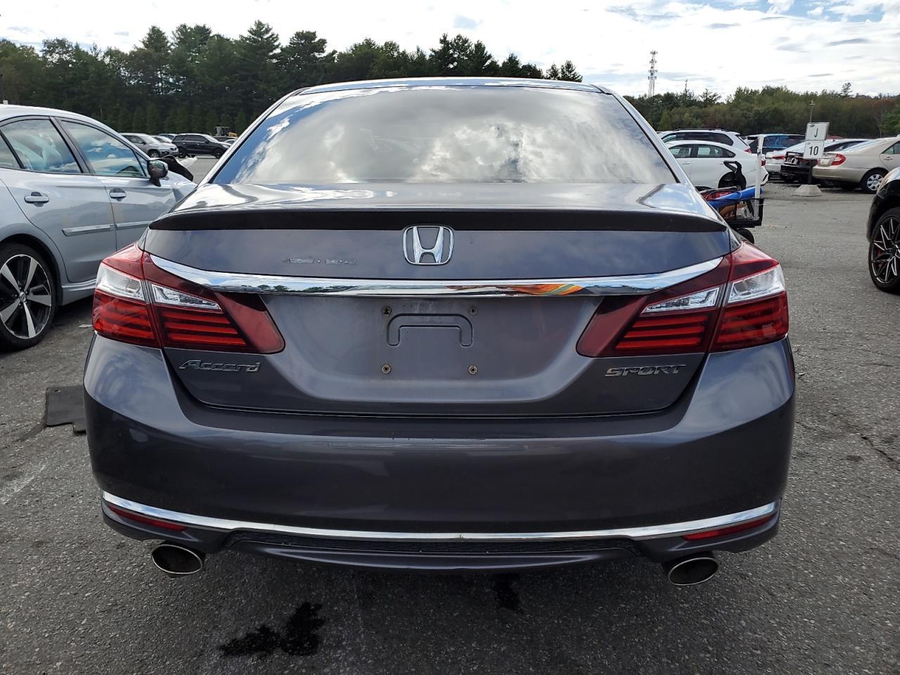 2016 Honda Accord Sport - Image 6