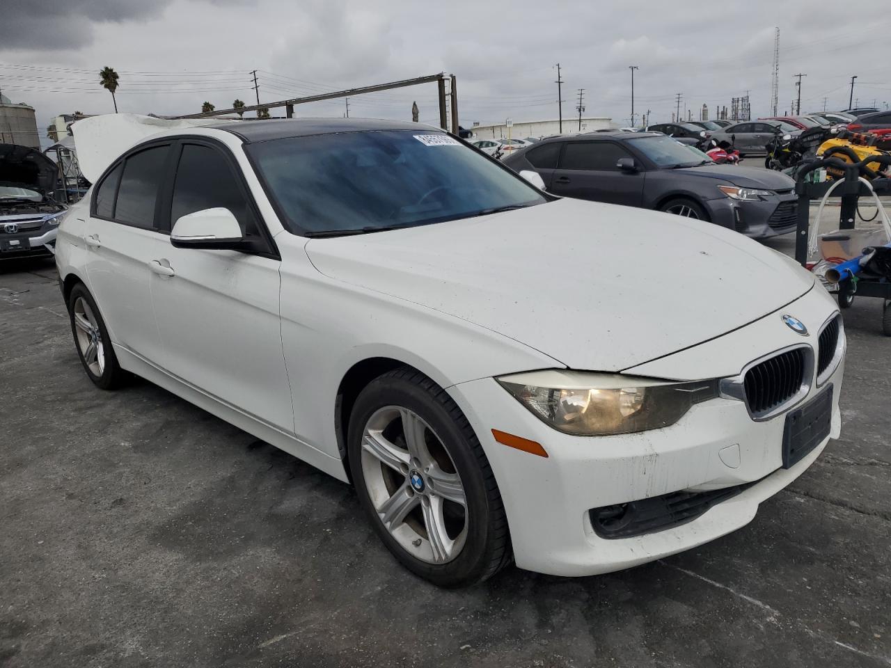 2012 BMW 328 I - Фото 4