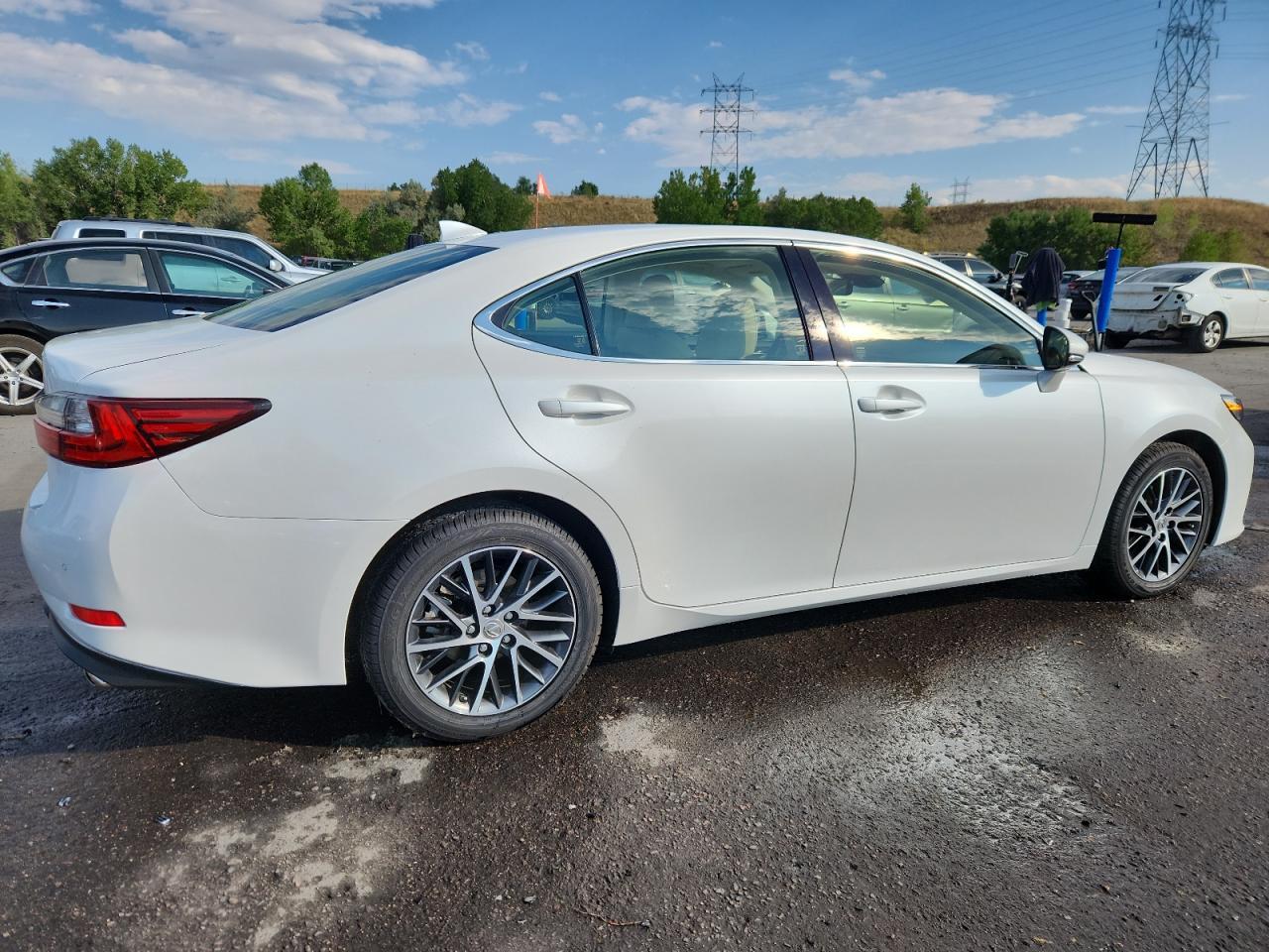 2016 Lexus Es 350 - Image 3