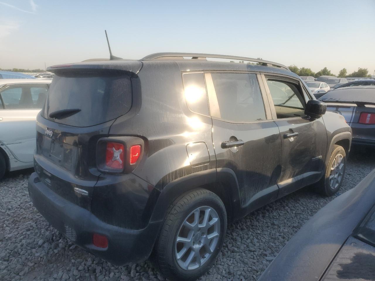 2019 Jeep Renegade Latitude - Фото 3