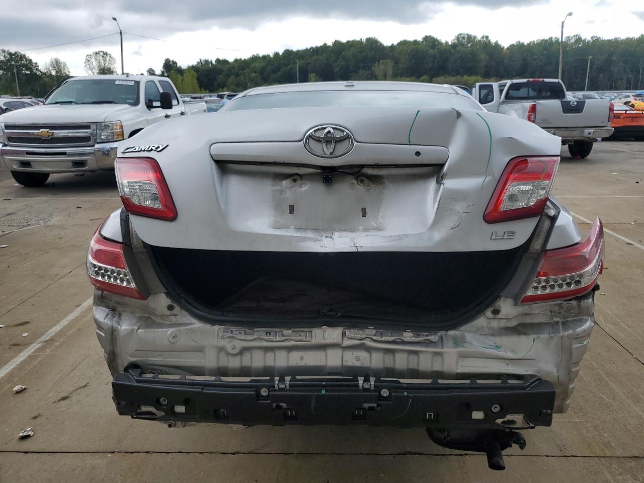 2011 Toyota Camry Base - Image 6