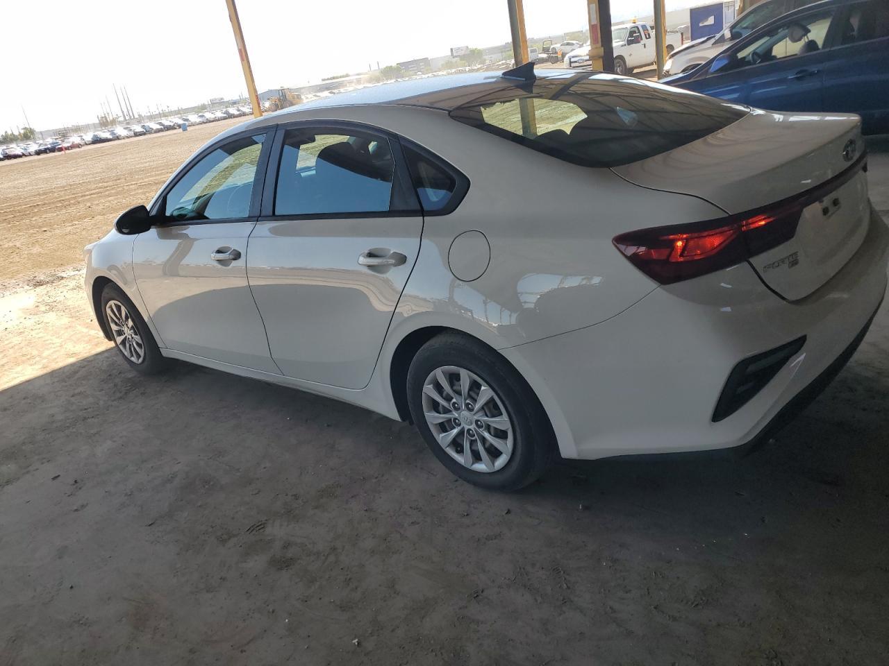 2020 Kia Forte Fe - Image 2