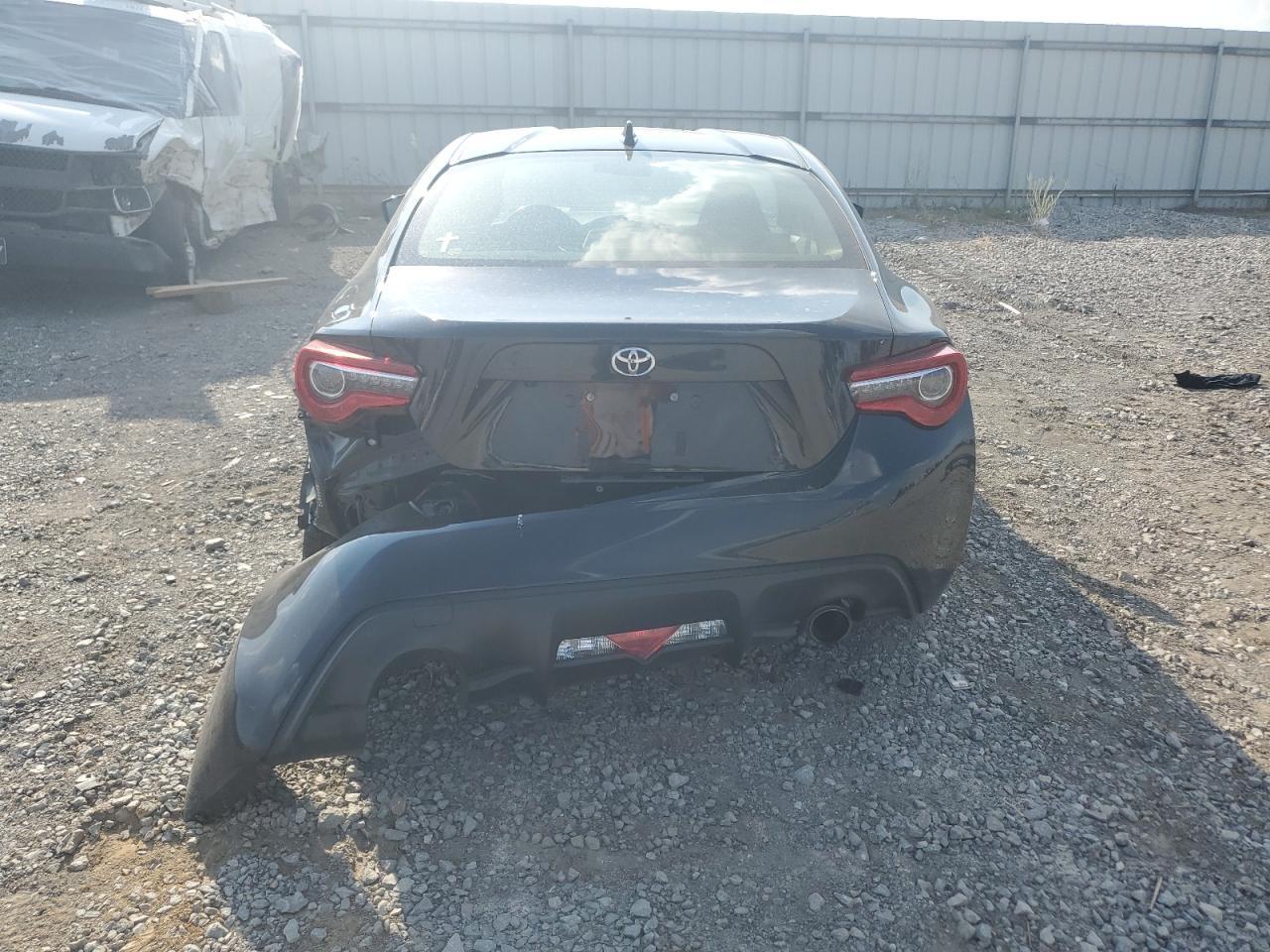 2017 Toyota 86 Base - Фото 6