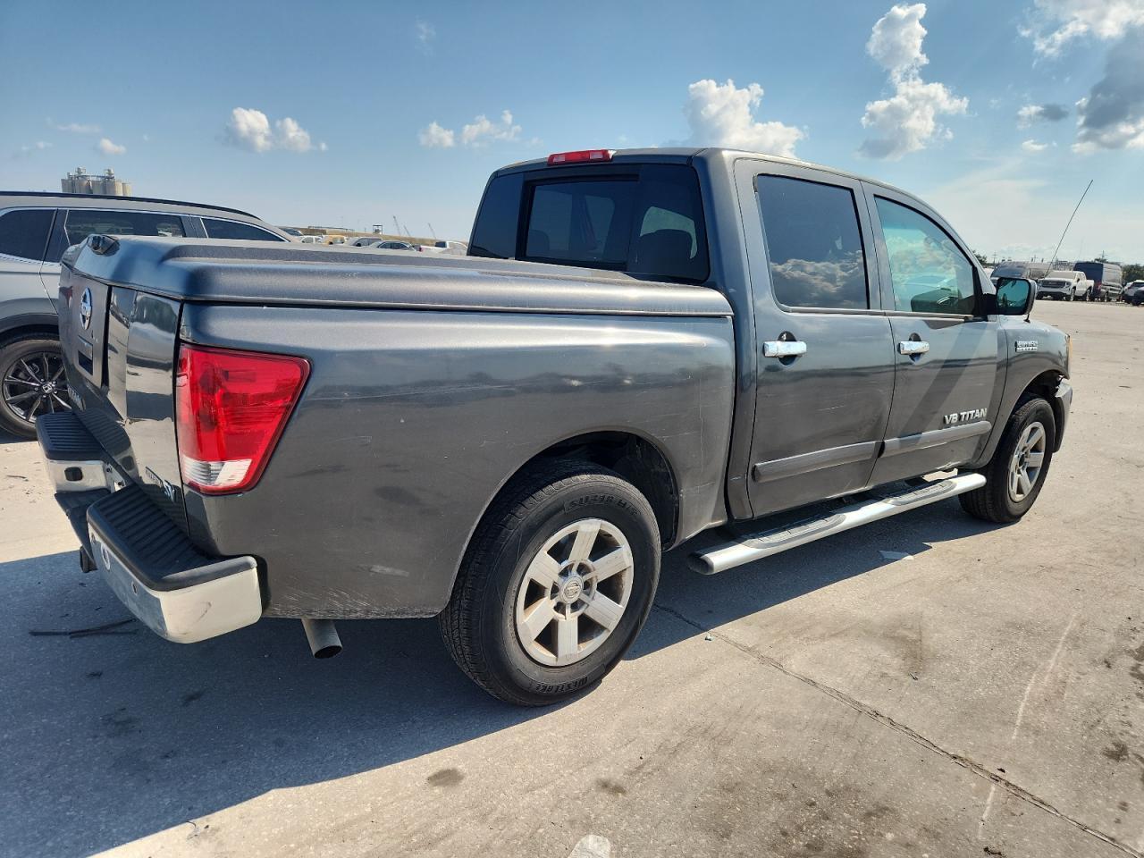 2011 Nissan Titan S - Image 3