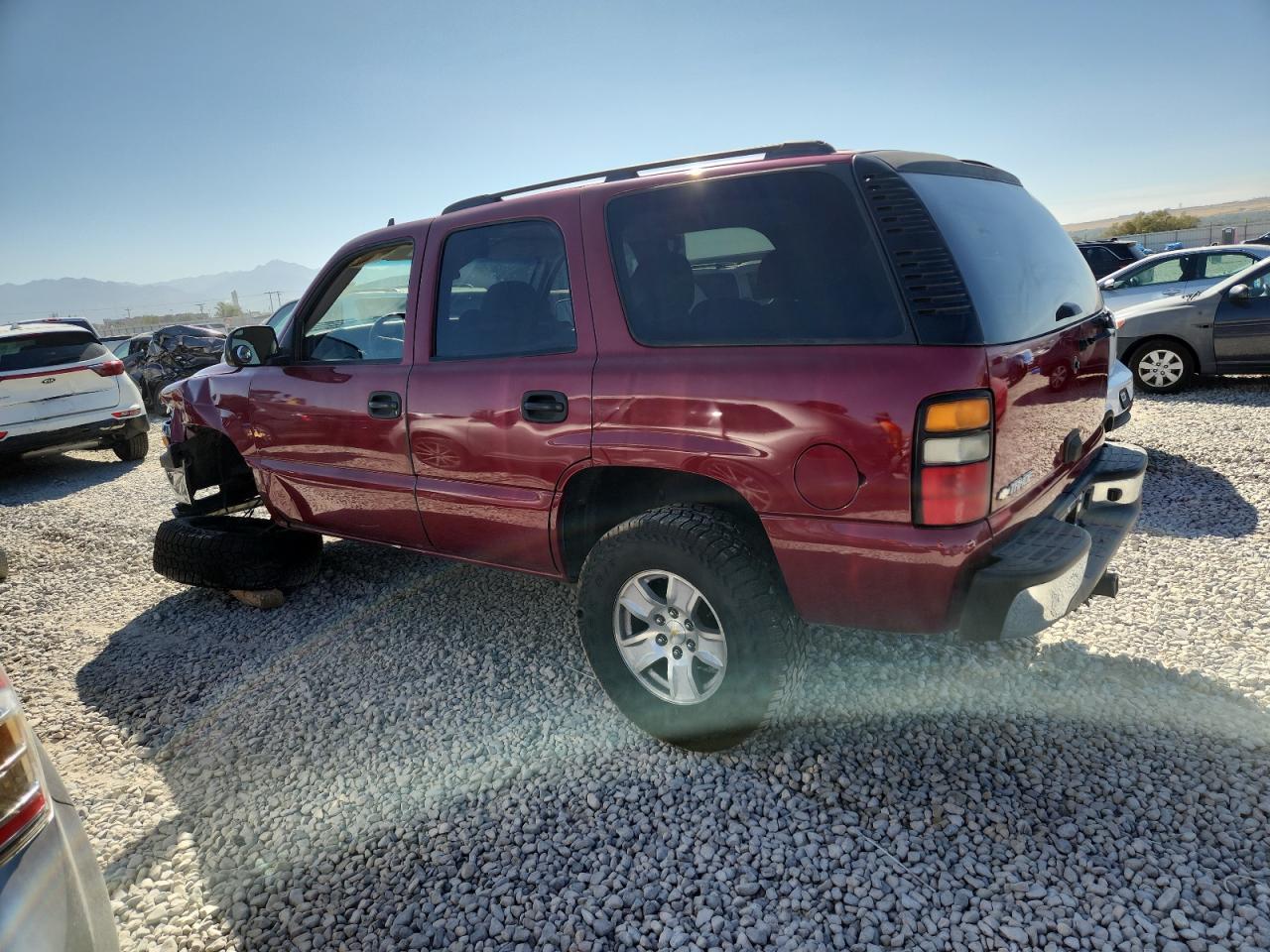 2006 Chevrolet Tahoe C1500 - Image 2