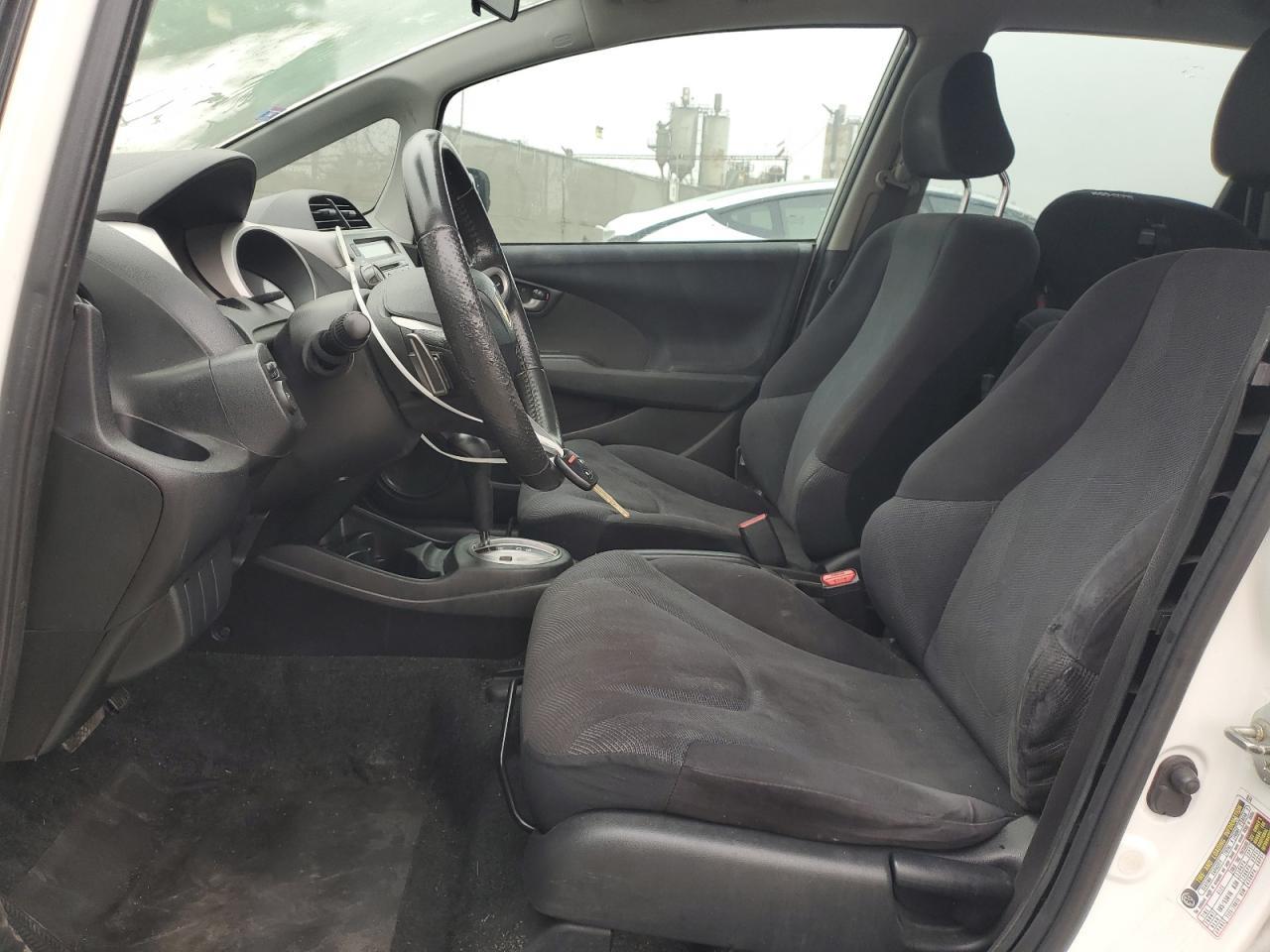 2010 Honda Fit Sport - Фото 7