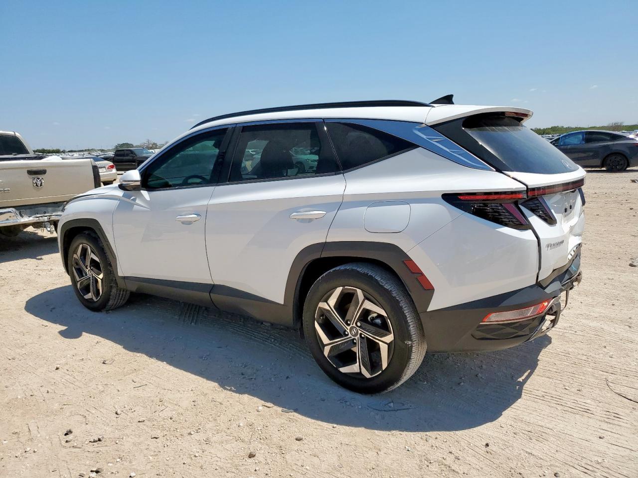2023 Hyundai Tucson Limited - Фото 2