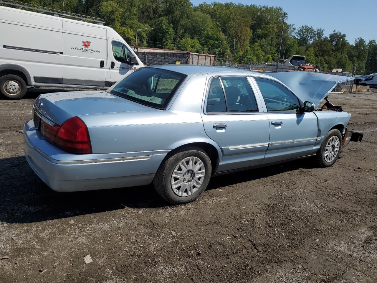 2004 Mercury Grand Marquis Gs - Фото 3