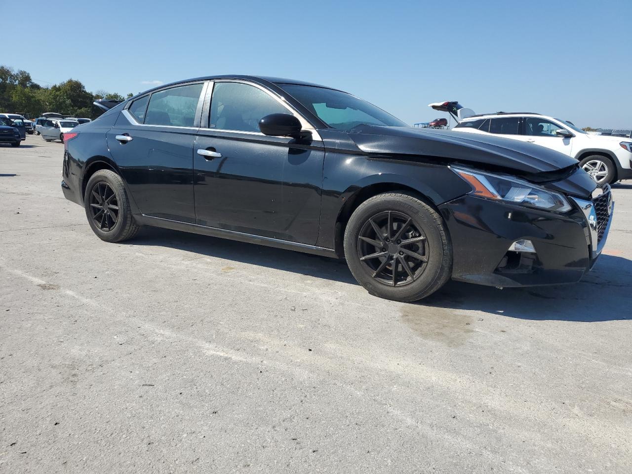 2020 Nissan Altima S - Image 4