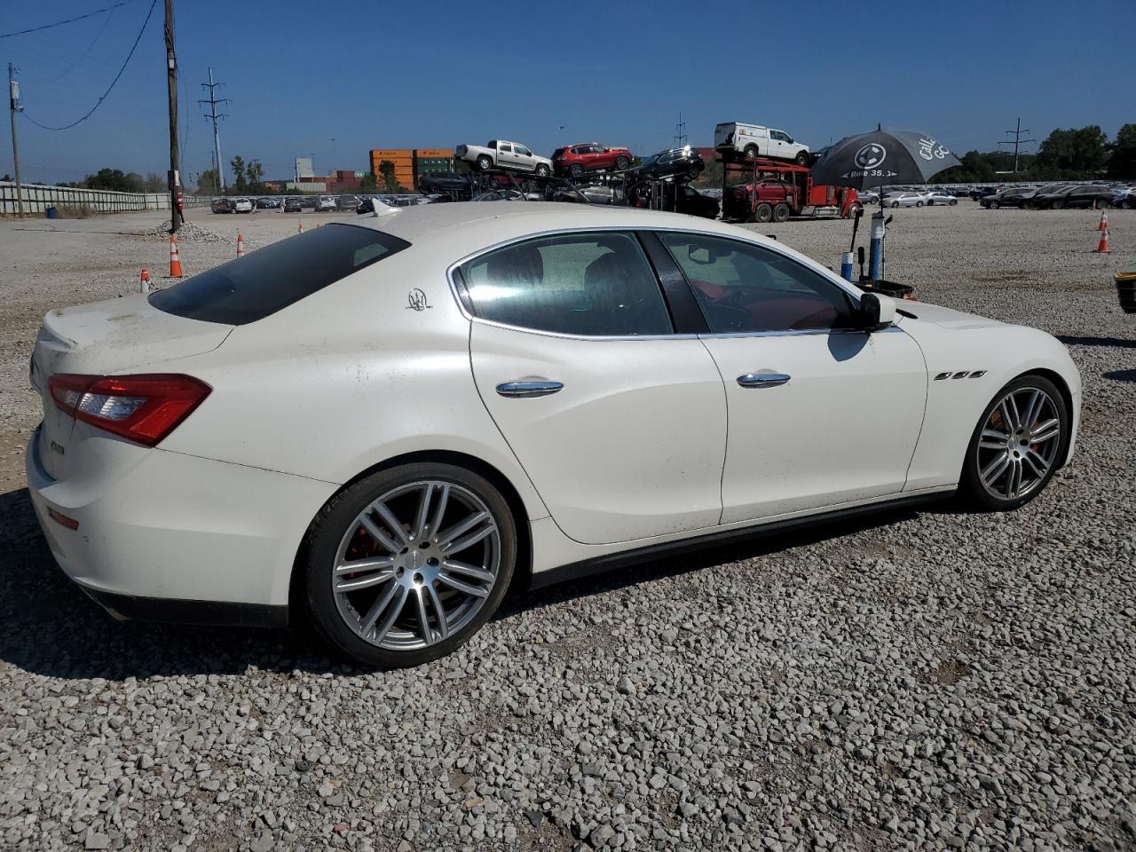 2015 Maserati Ghibli S - Image 3