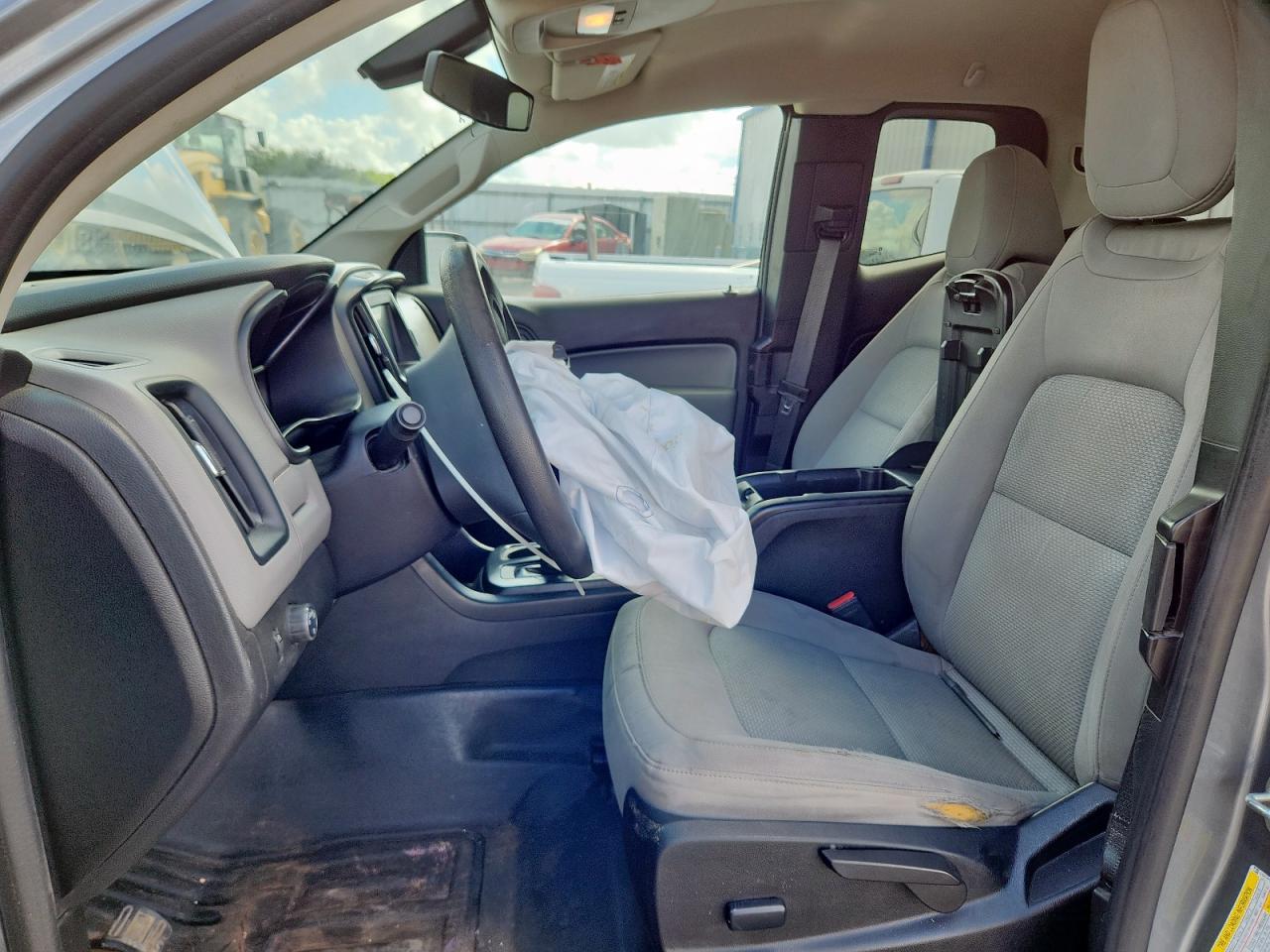 2018 Chevrolet Colorado - Image 7