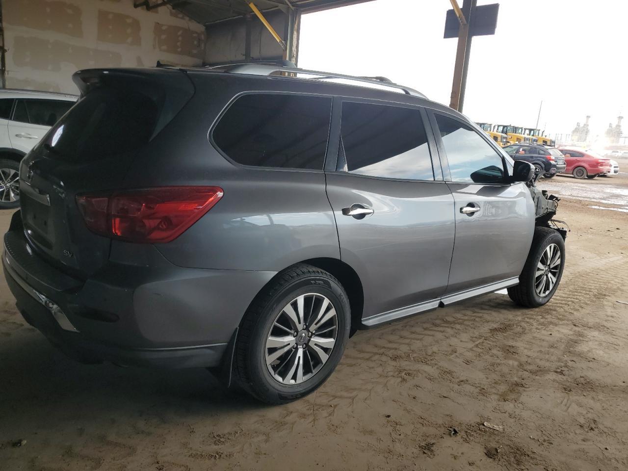 2017 Nissan Pathfinder S - Фото 3