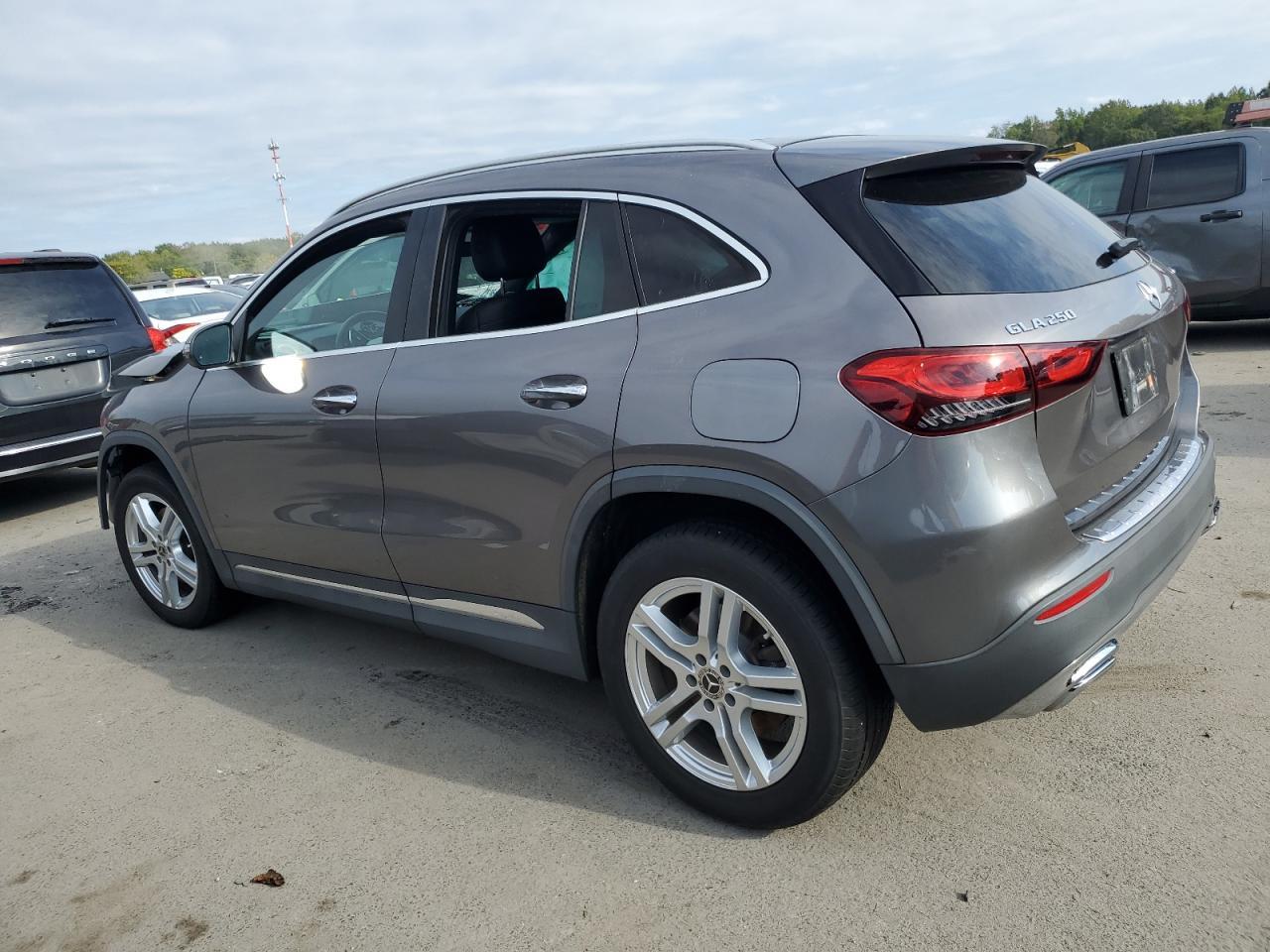 2021 Mercedes-Benz Gla 250 4Matic - Фото 2