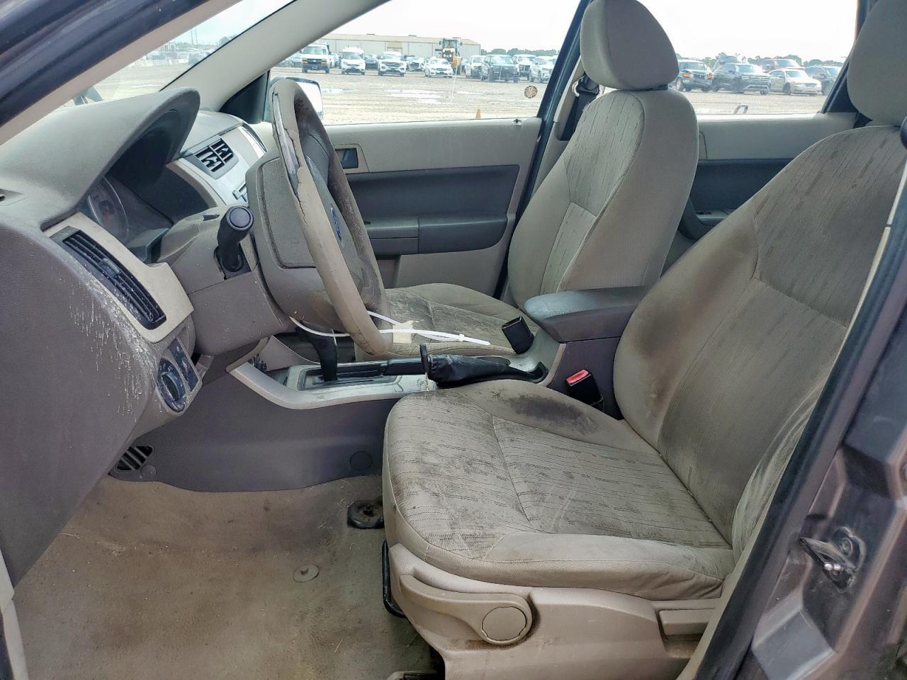 2010 Ford Focus Se - Фото 7