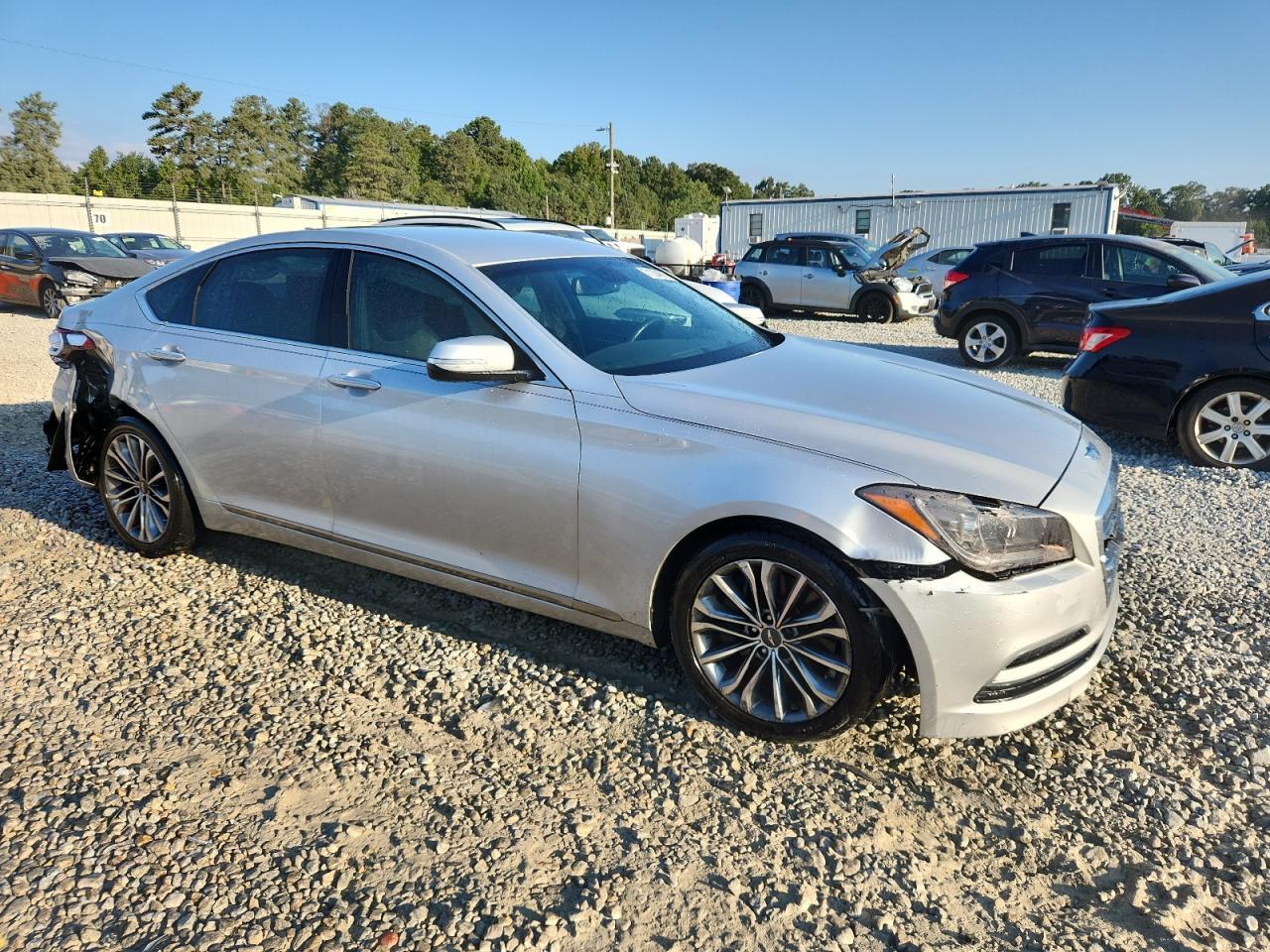 2015 Hyundai Genesis 3.8L - Фото 4