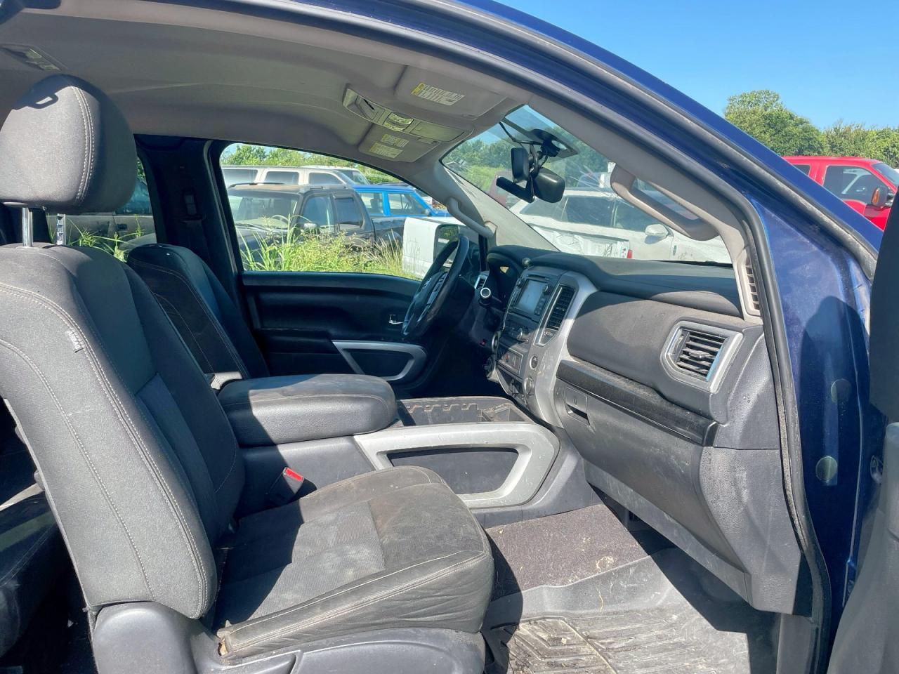 2017 Nissan Titan Xd Sv - Фото 5