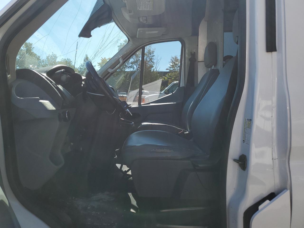 2015 Ford Transit T-250 - Image 7