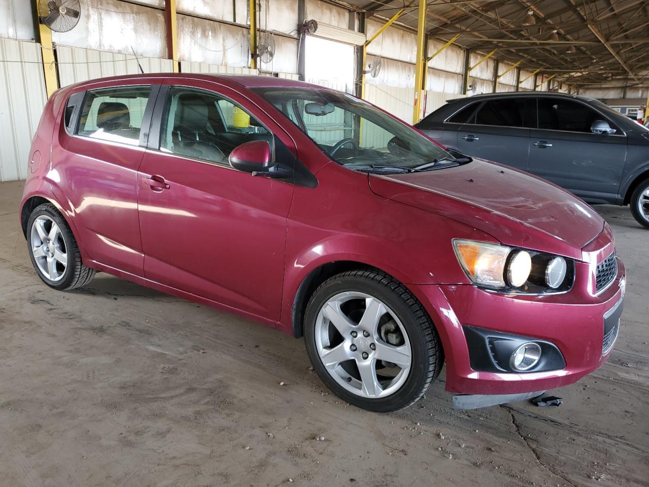 2014 Chevrolet Sonic Lt - Image 4