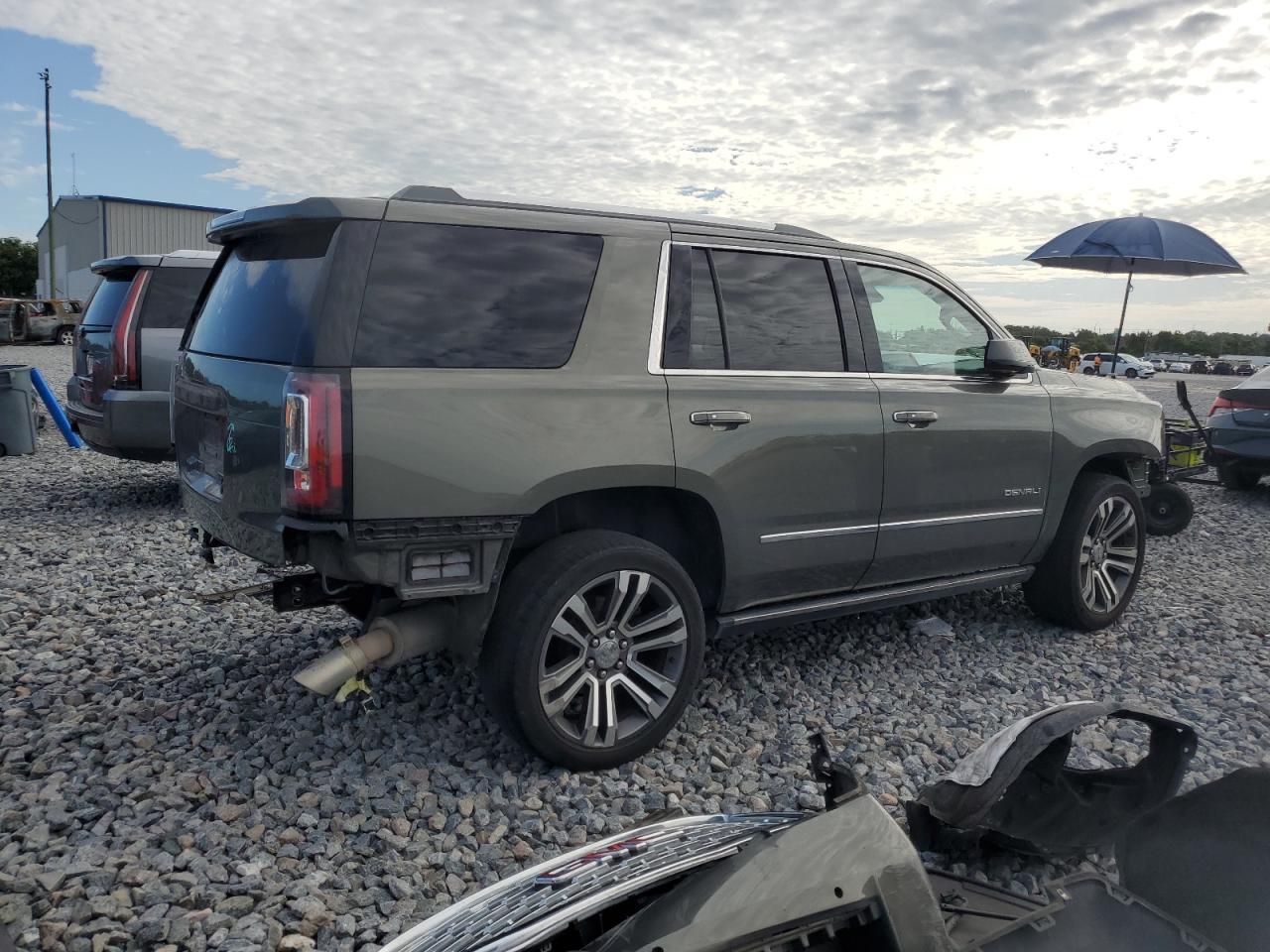2018 GMC Yukon Denali - Image 3