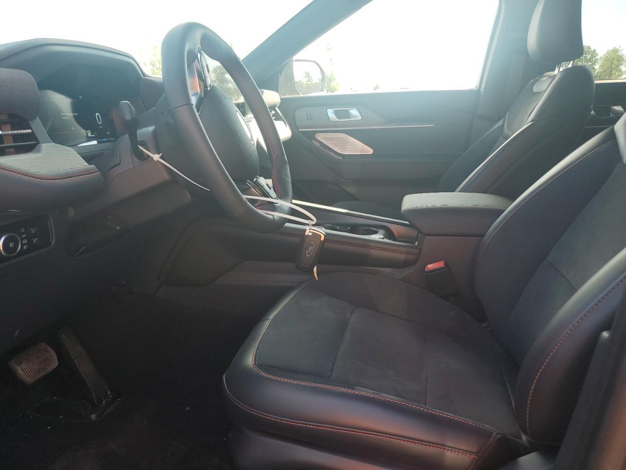 2025 Ford Explorer St - Фото 7