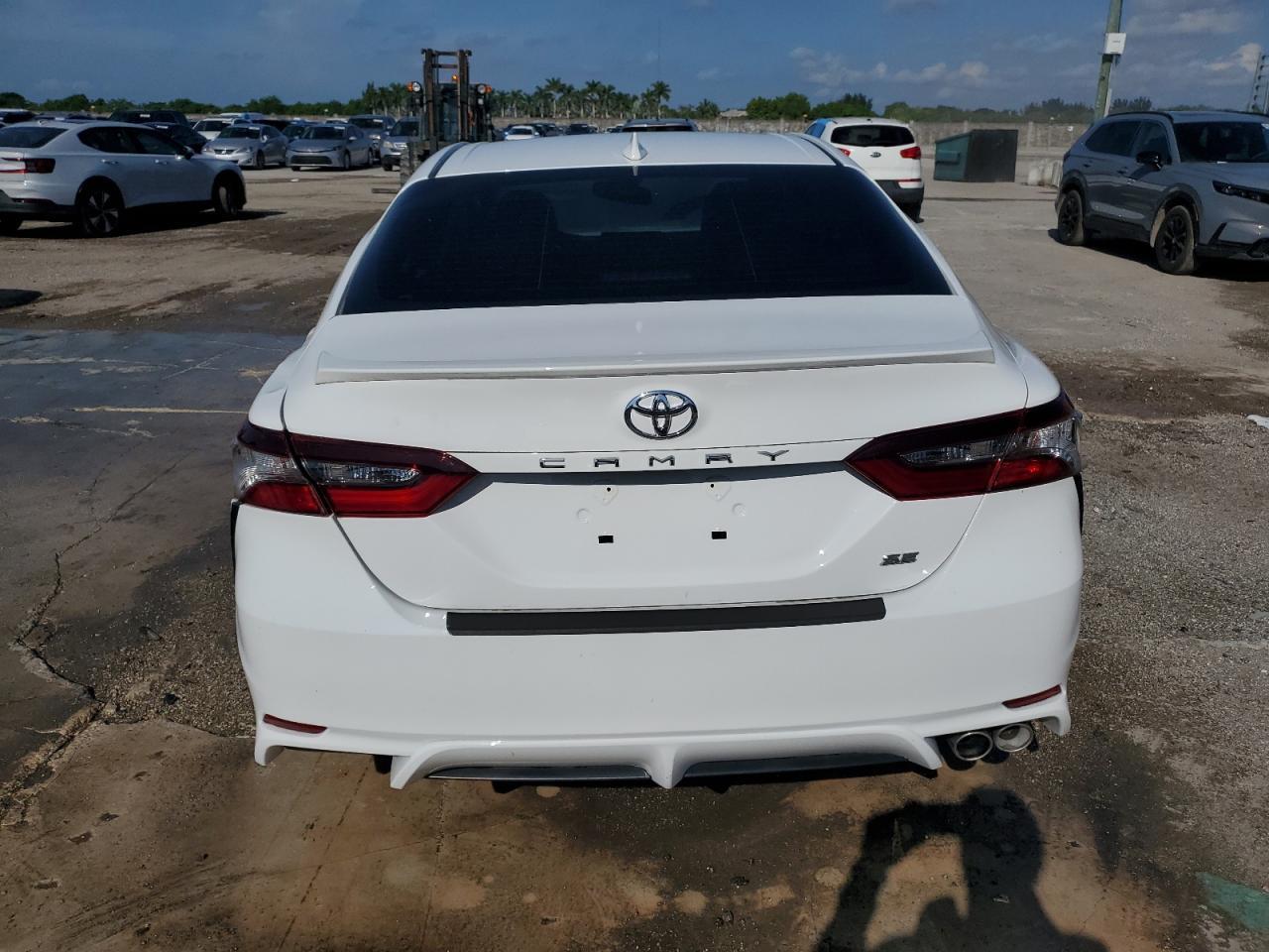 2023 Toyota Camry Se Night Shade - Фото 6