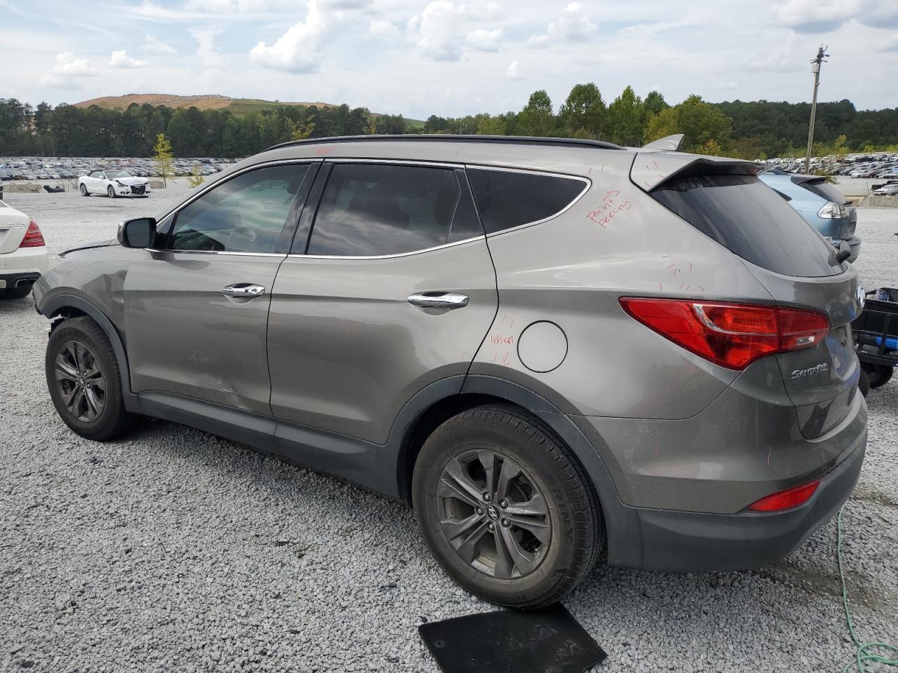 2013 Hyundai Santa Fe Sport - Image 2