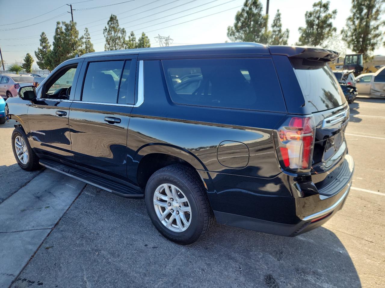 2023 Chevrolet Suburban K1500 Lt - Фото 2