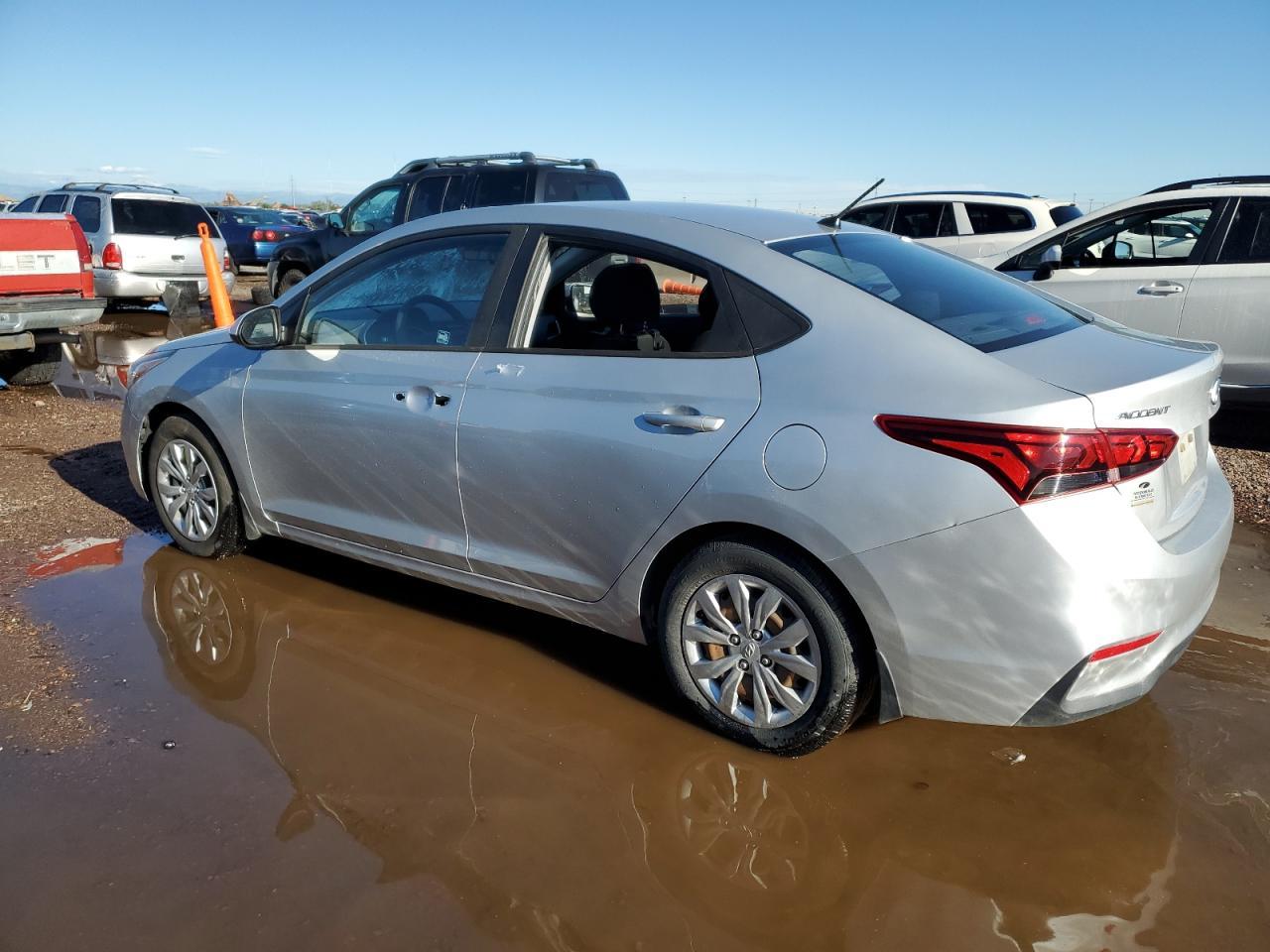 2018 Hyundai Accent Se - Image 2