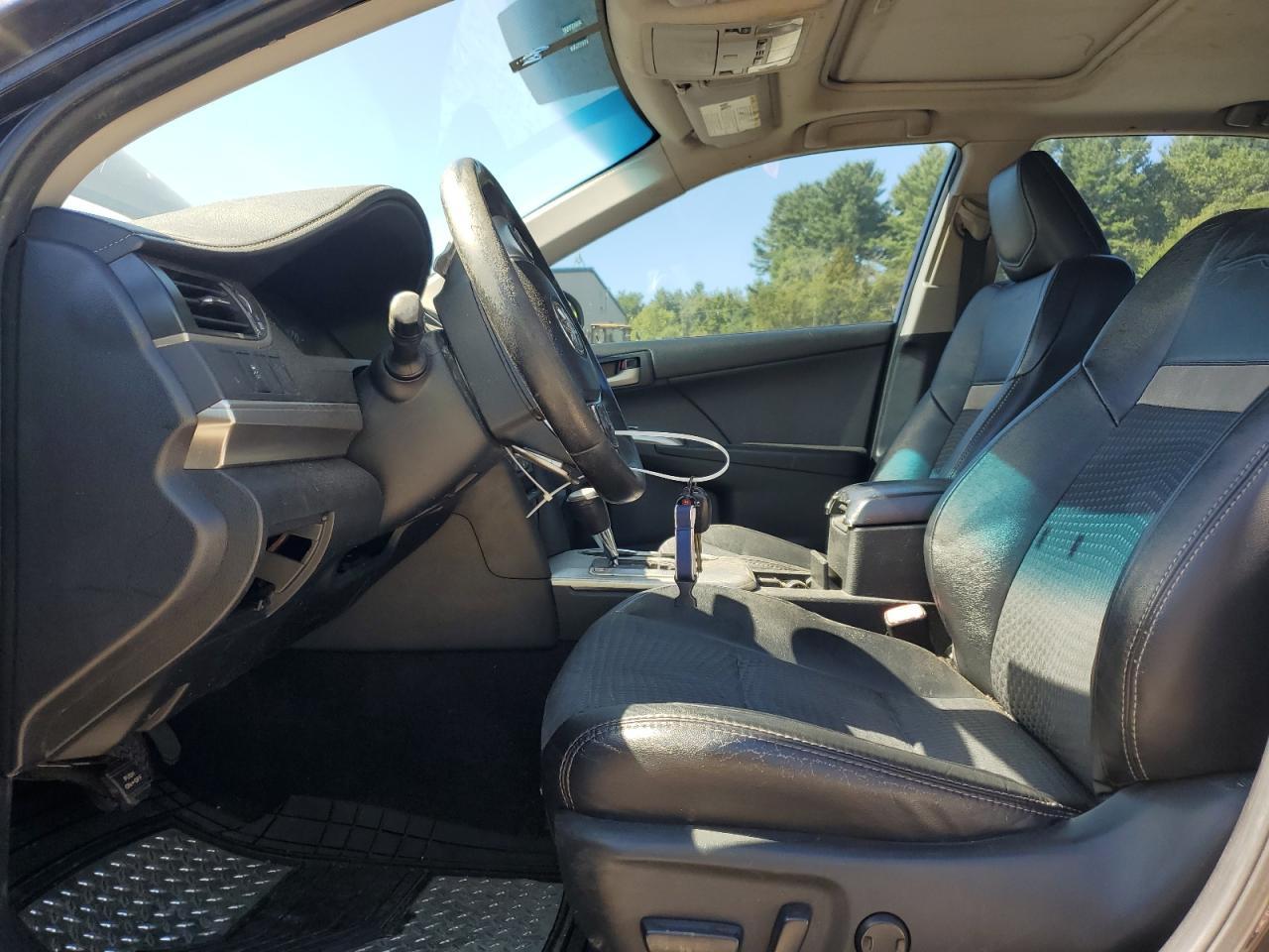 2012 Toyota Camry Base - Фото 7