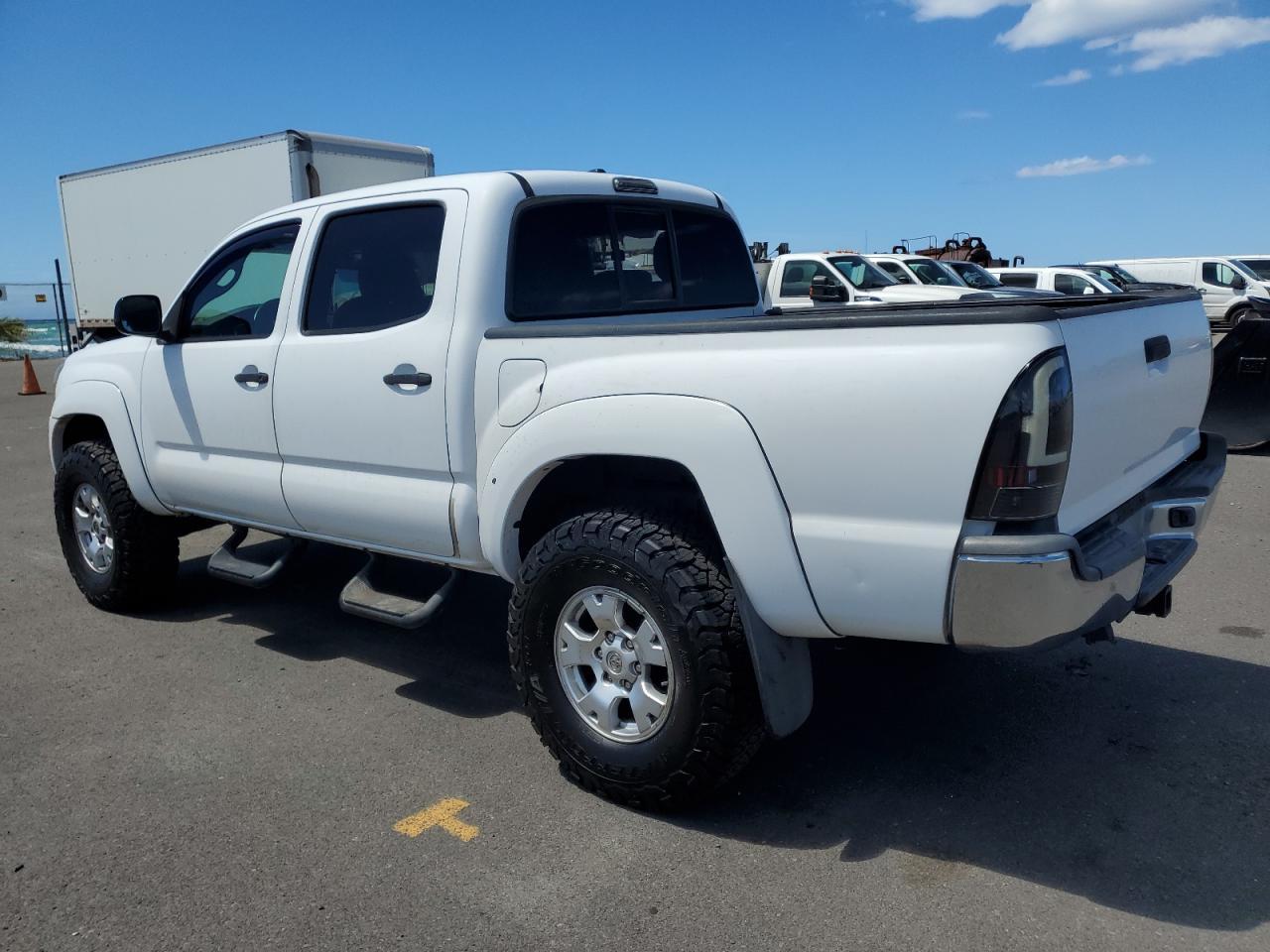 2011 Toyota Tacoma Double Cab - Image 2