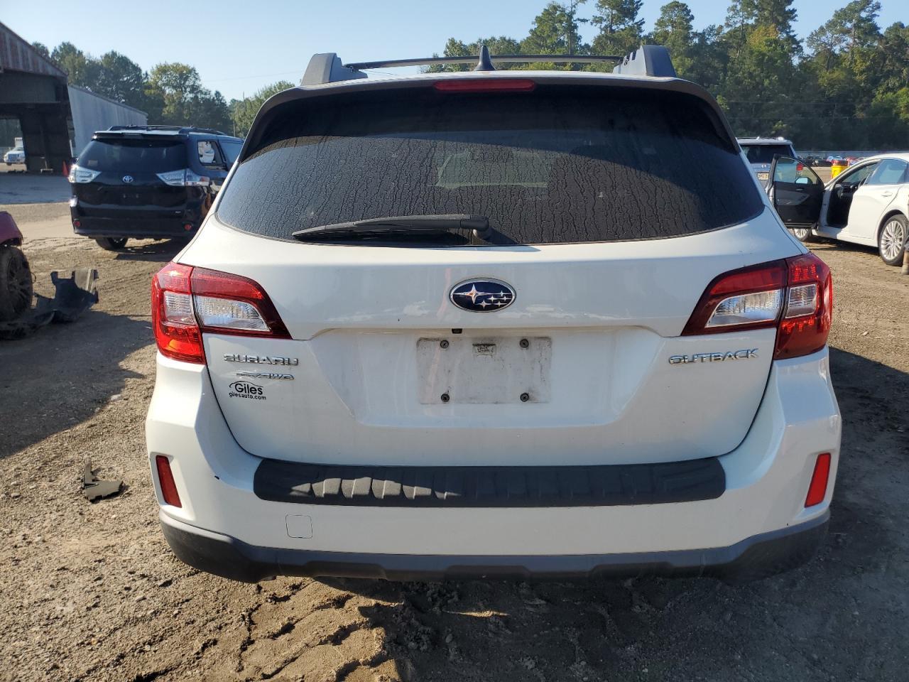 2016 Subaru Outback 2.5I Limited - Image 6