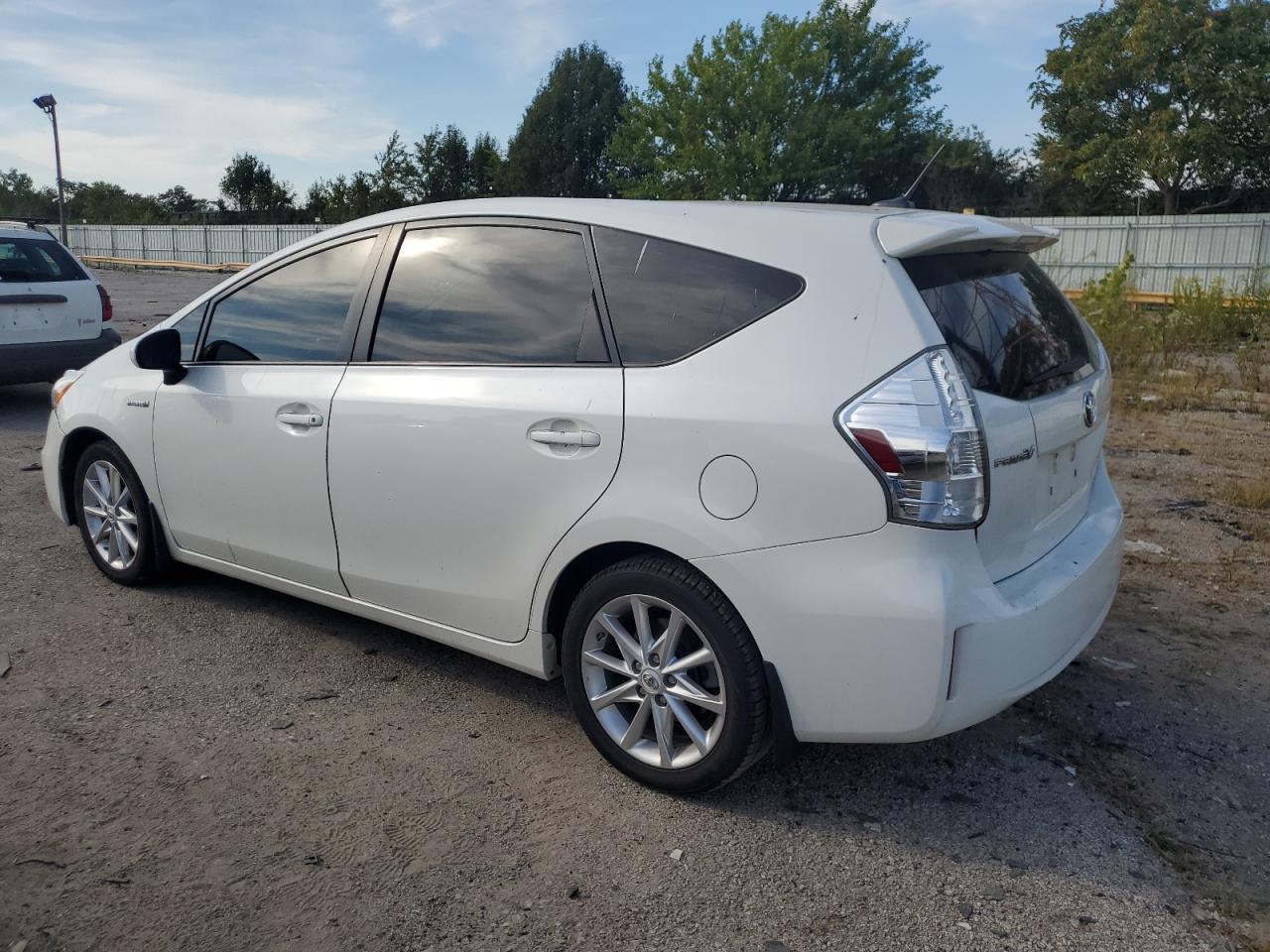 2013 Toyota Prius V - Image 2