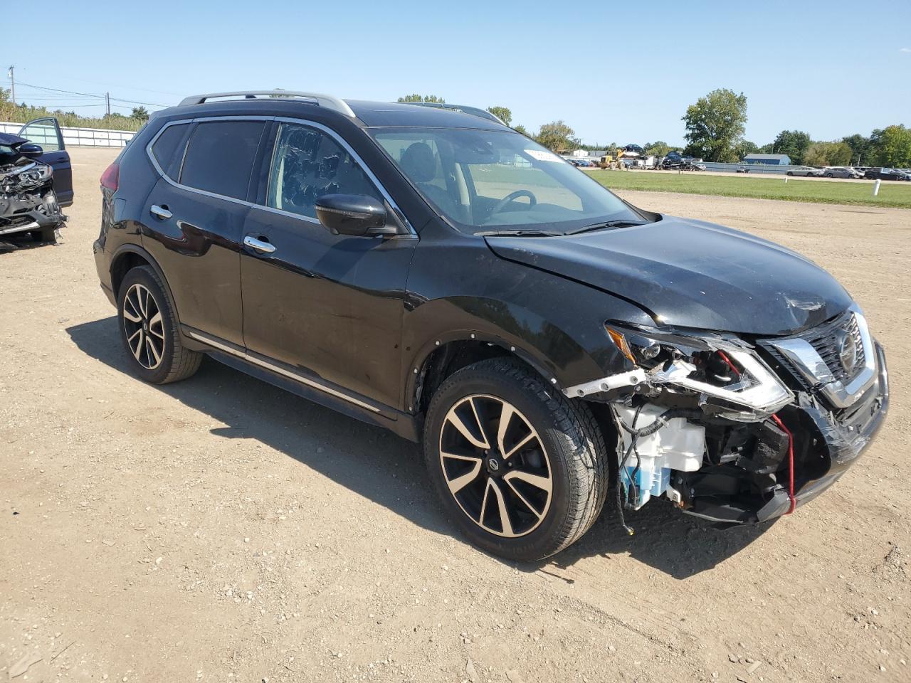 2019 Nissan Rogue S - Фото 4