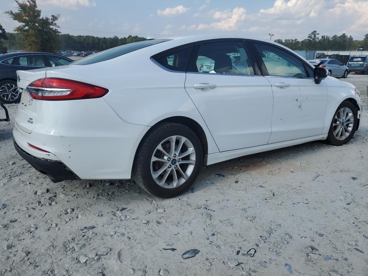 2020 Ford Fusion Se - Image 3